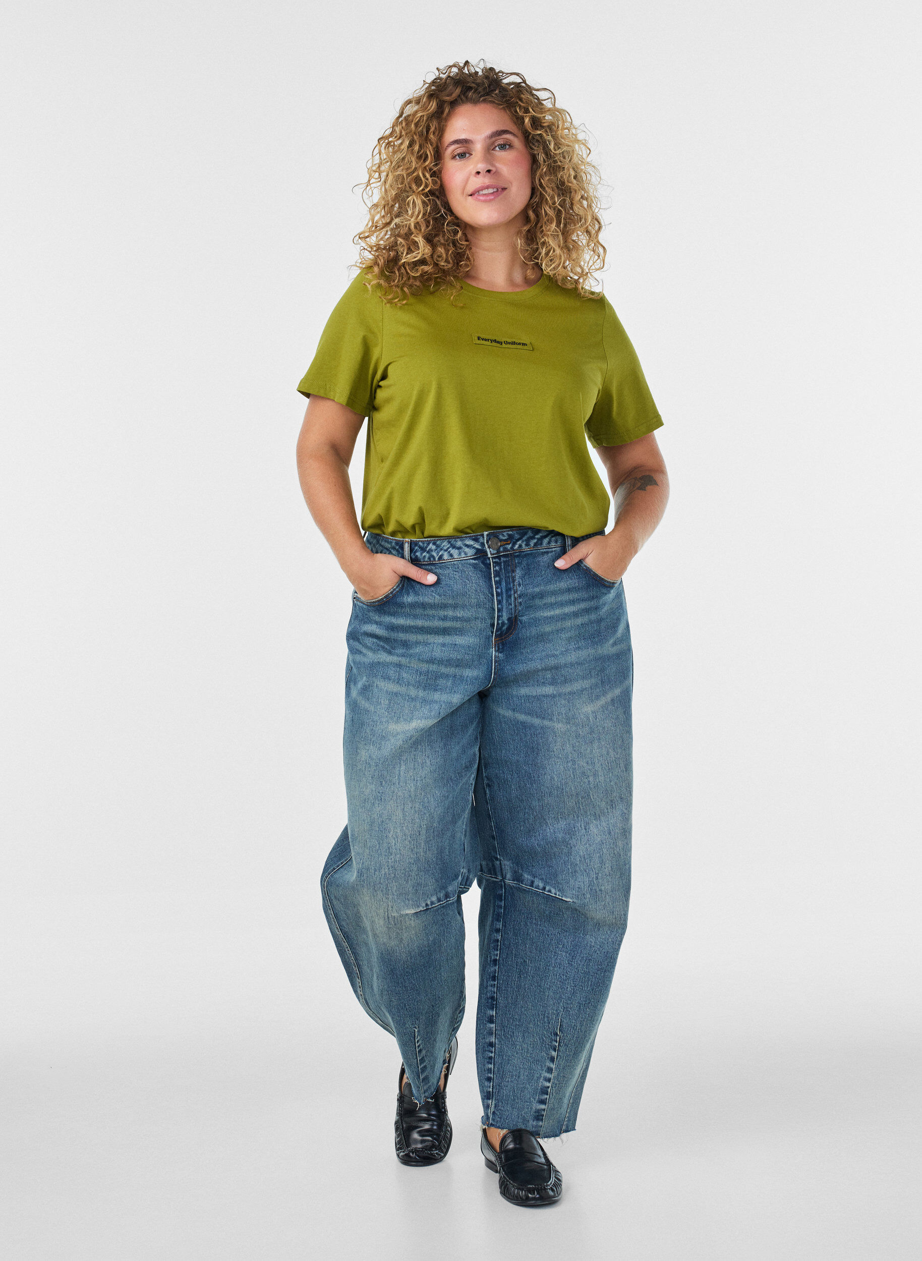 ZizziKatoenen T-shirt met tekstbadge, Groen, Model image number 1