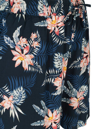 Viscose shorts met print en zakken, Blue Flower Leaf AOP, Packshot image number 2