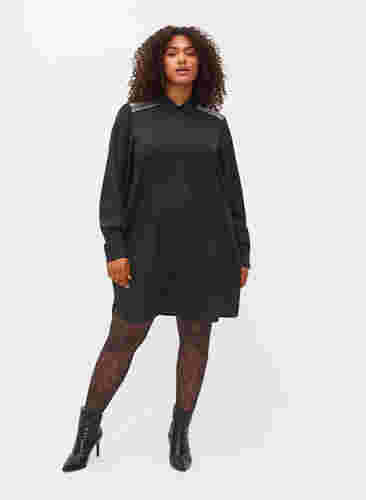 Lang shirt met parel details, Black, Model image number 3