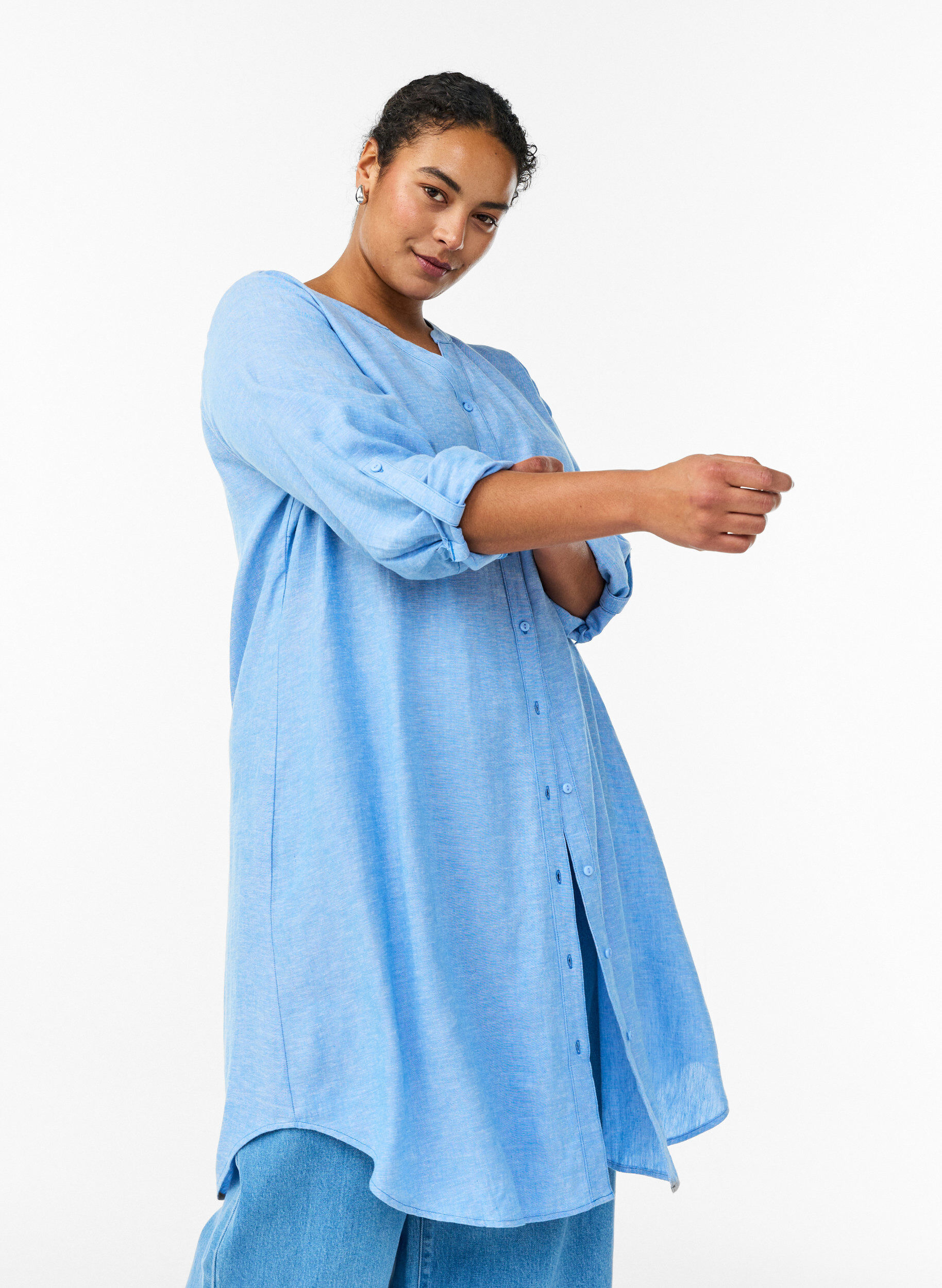 ZizziLang shirt in linnen en viscose, Blauw, Model image number 3
