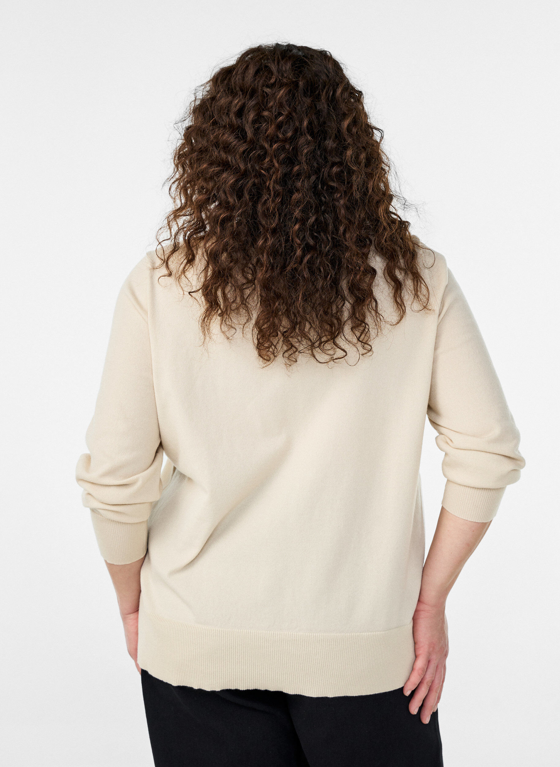 Zizzi FLASH &ndash; Fijngebreide vest met ronde hals, Beige, Model image number 2
