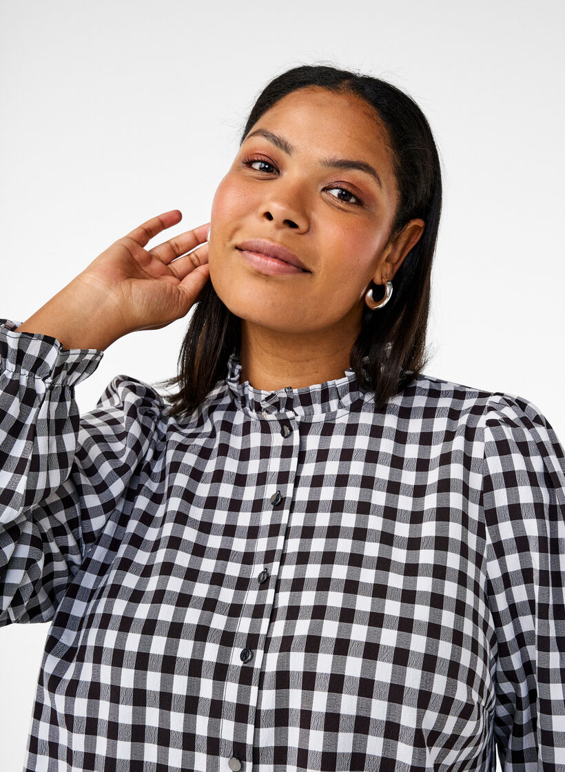 Geruite shirt blouse met ruchesdetails, Black/W. Gingham, Model image number 2