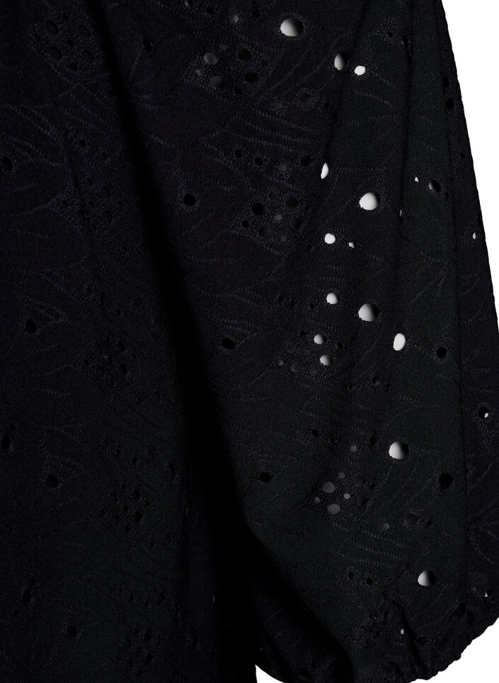 Blouse met korte pofmouwen en een opengewerkt patroon, Zwart, Packshot image number 3