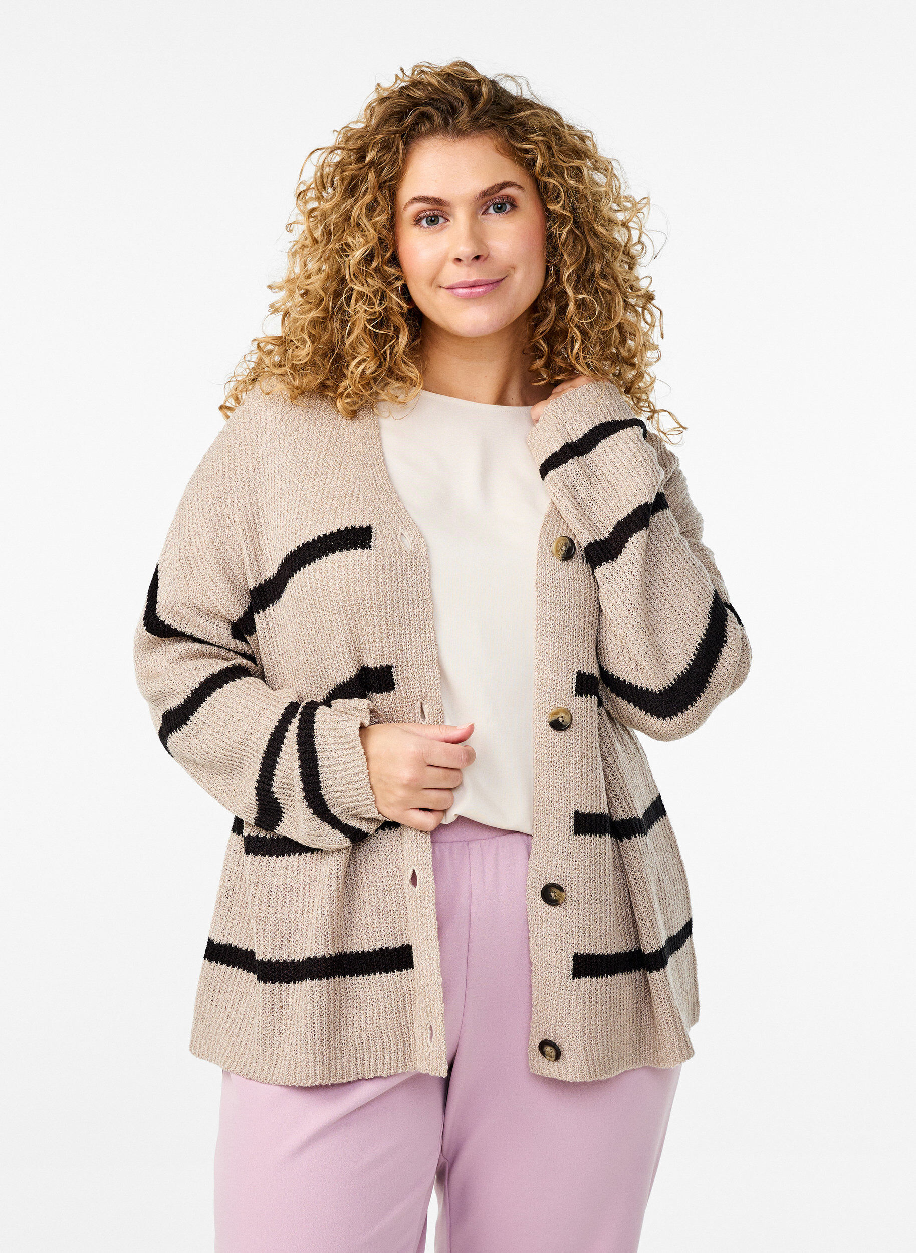 Zizzi FLASH - Cardigan met strepen en knopen in breisel, Beige, Model image number 0