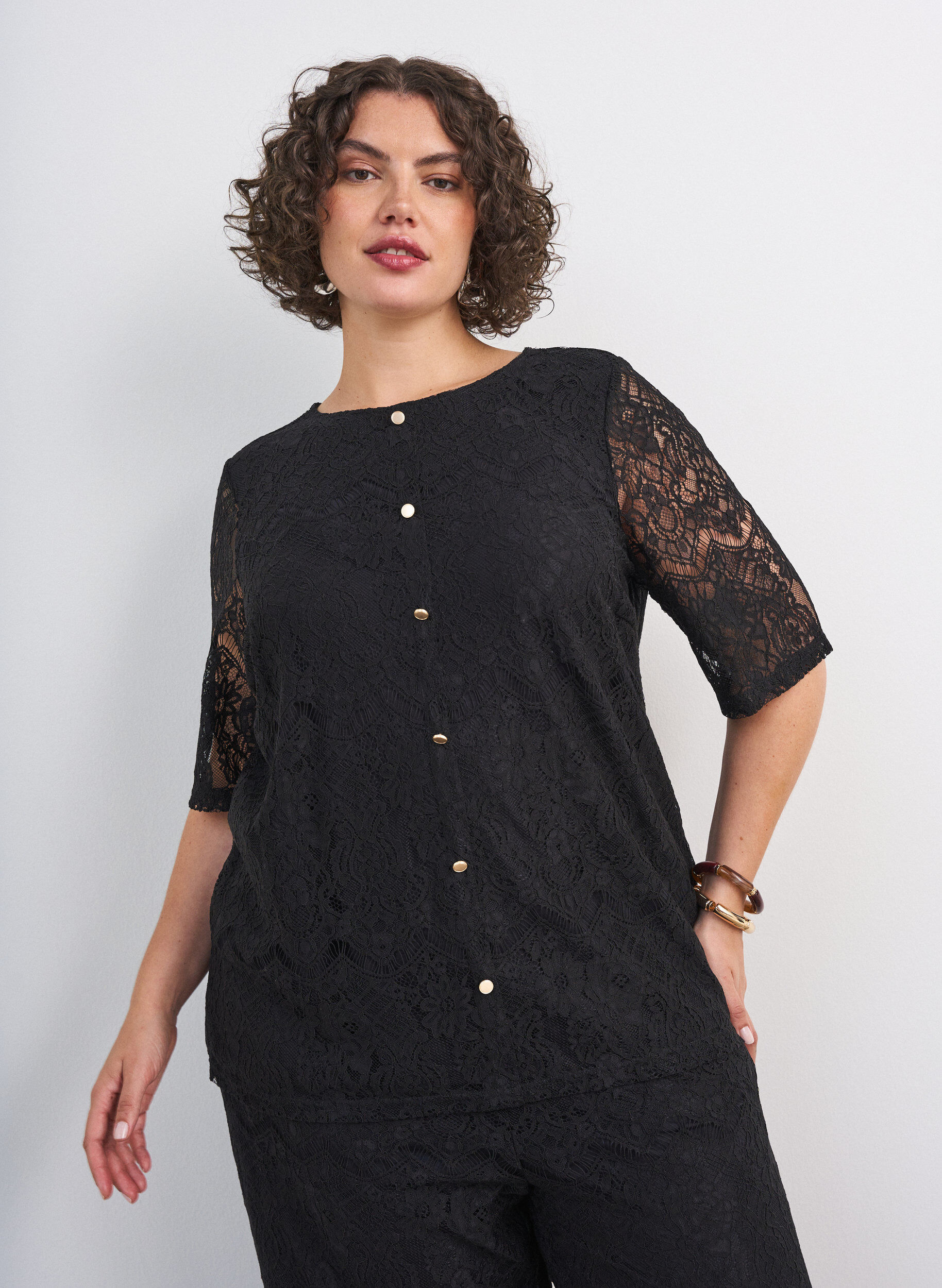 ZizziKanten blouse met decoratieve knopen, Zwart, Model image number 0