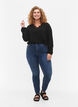Blouse met V-hals en kanten randje, Black, Model image number 2