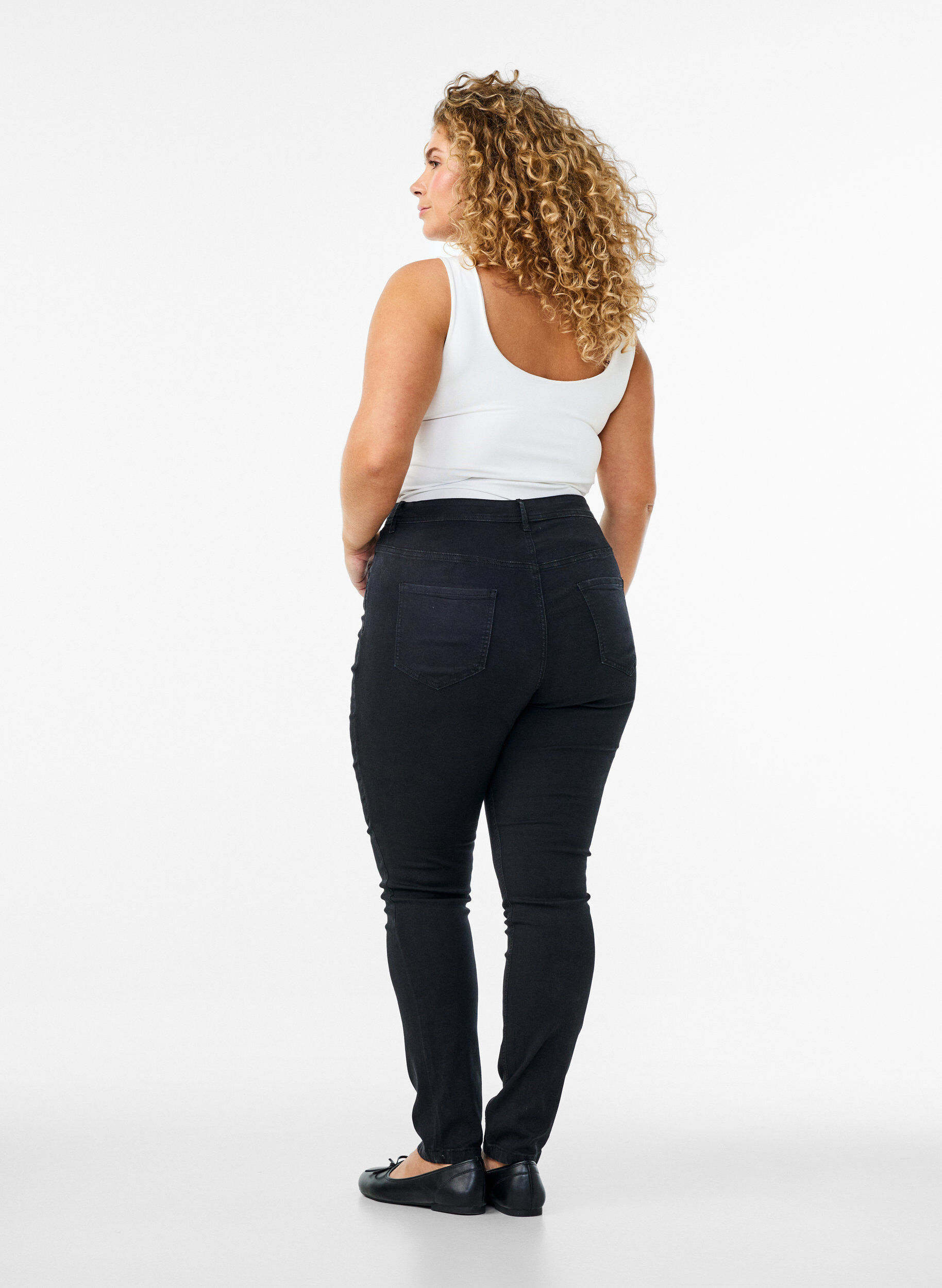 Zizzi Super strakke Amy jeans met hoge taille, Zwart, Model image number 1