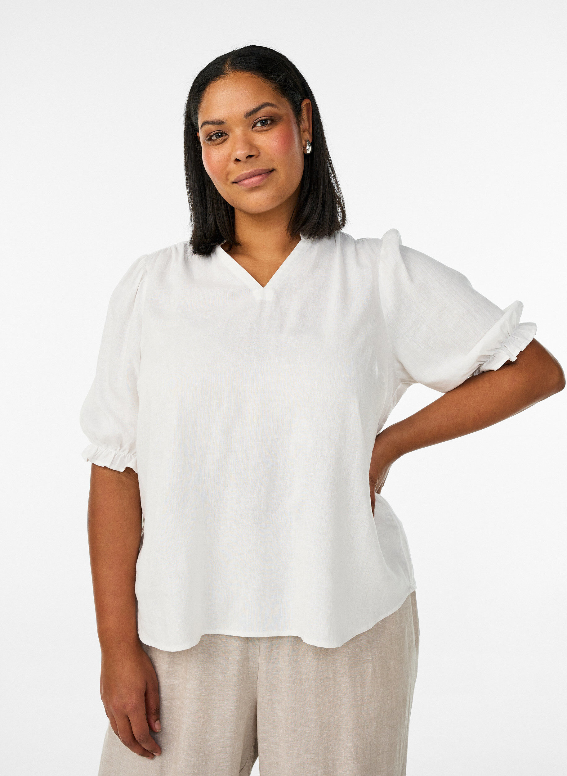 Zizzi Blouse in linnen en viscose met mouwen 1/2, Wit, Model image number 0