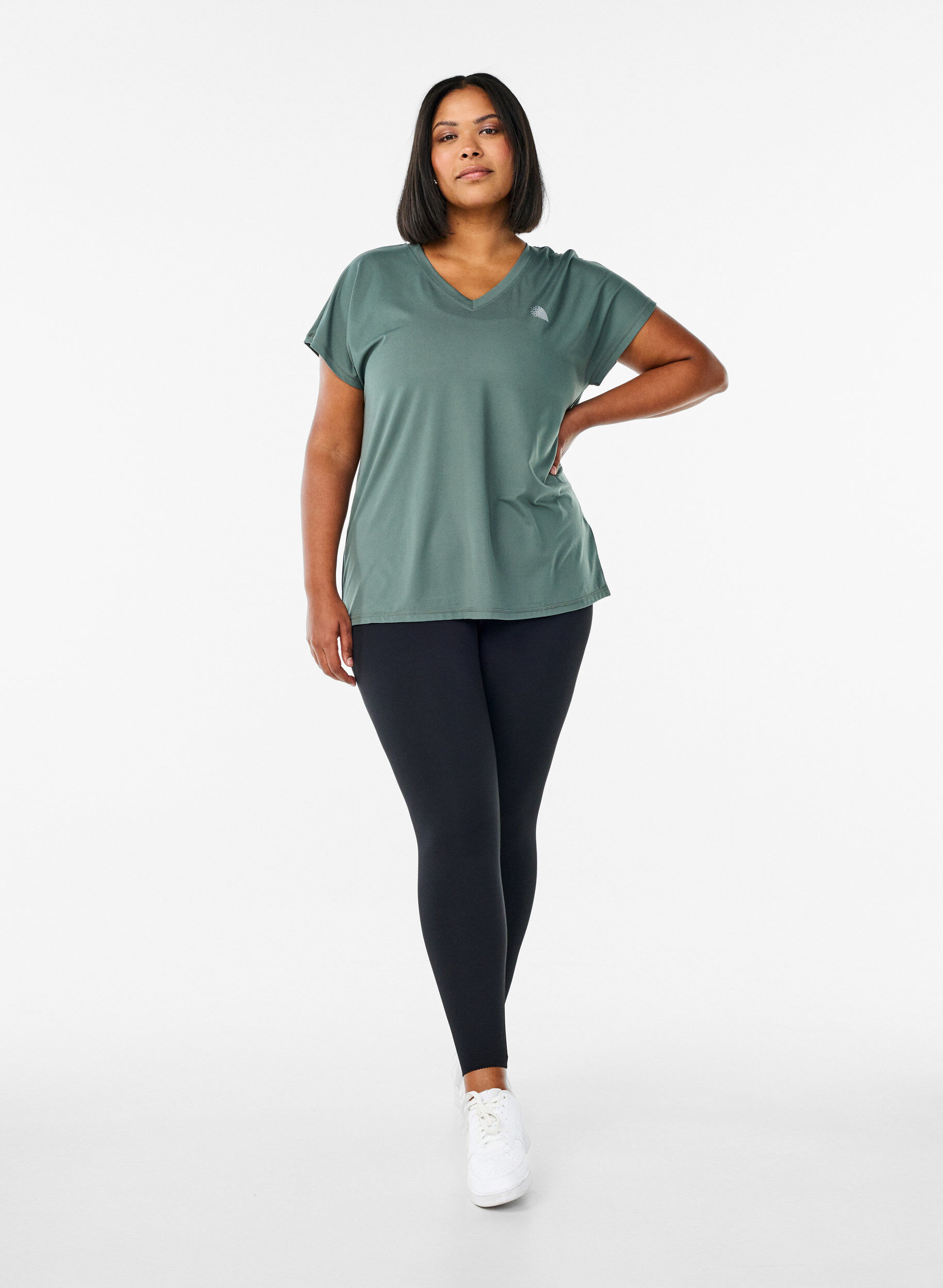 ZizziLosvallend sport T-shirt met V-hals, Groen, Model image number 1