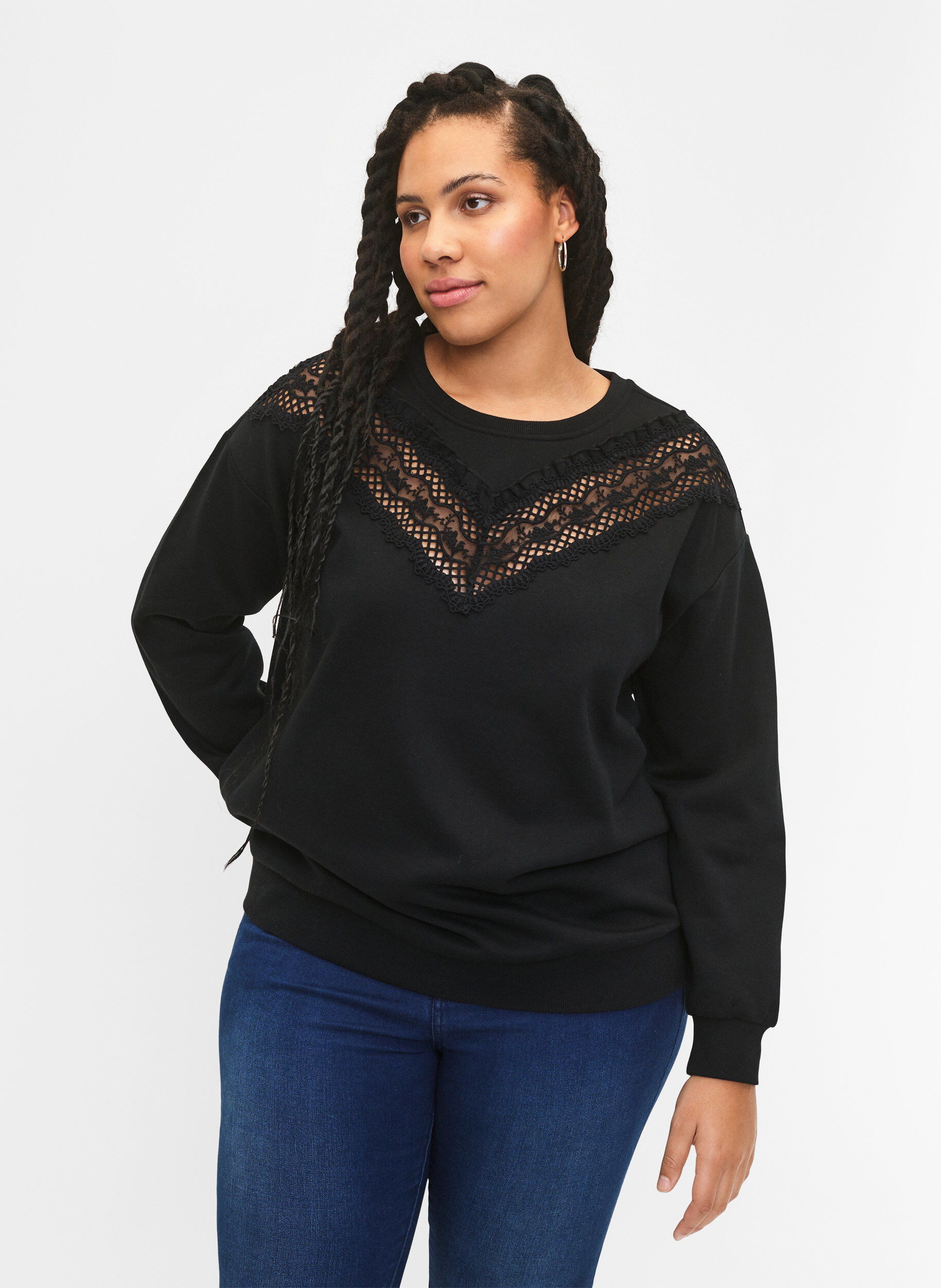 Zizzi Sweatshirt met ruches en gehaakt detail, Black, Model image number 0