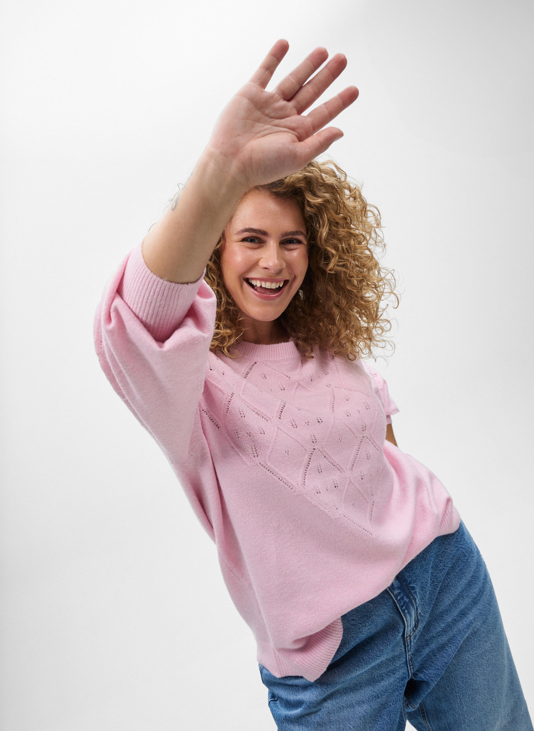 Zizzi Gebreide top met opengewerkt patroon en ballonnen mouwen, Roze, Model image number 2