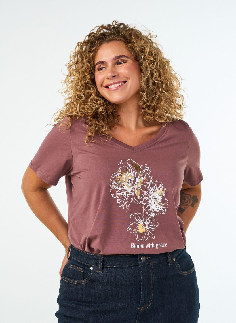 Katoenen T-shirt met V-hals en print aan de voorkant, Rood, Model image number 0