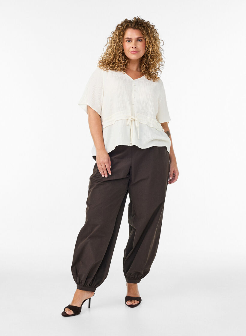 Blouse met textuur en een strik in de taille, Vanille, Model image number 1