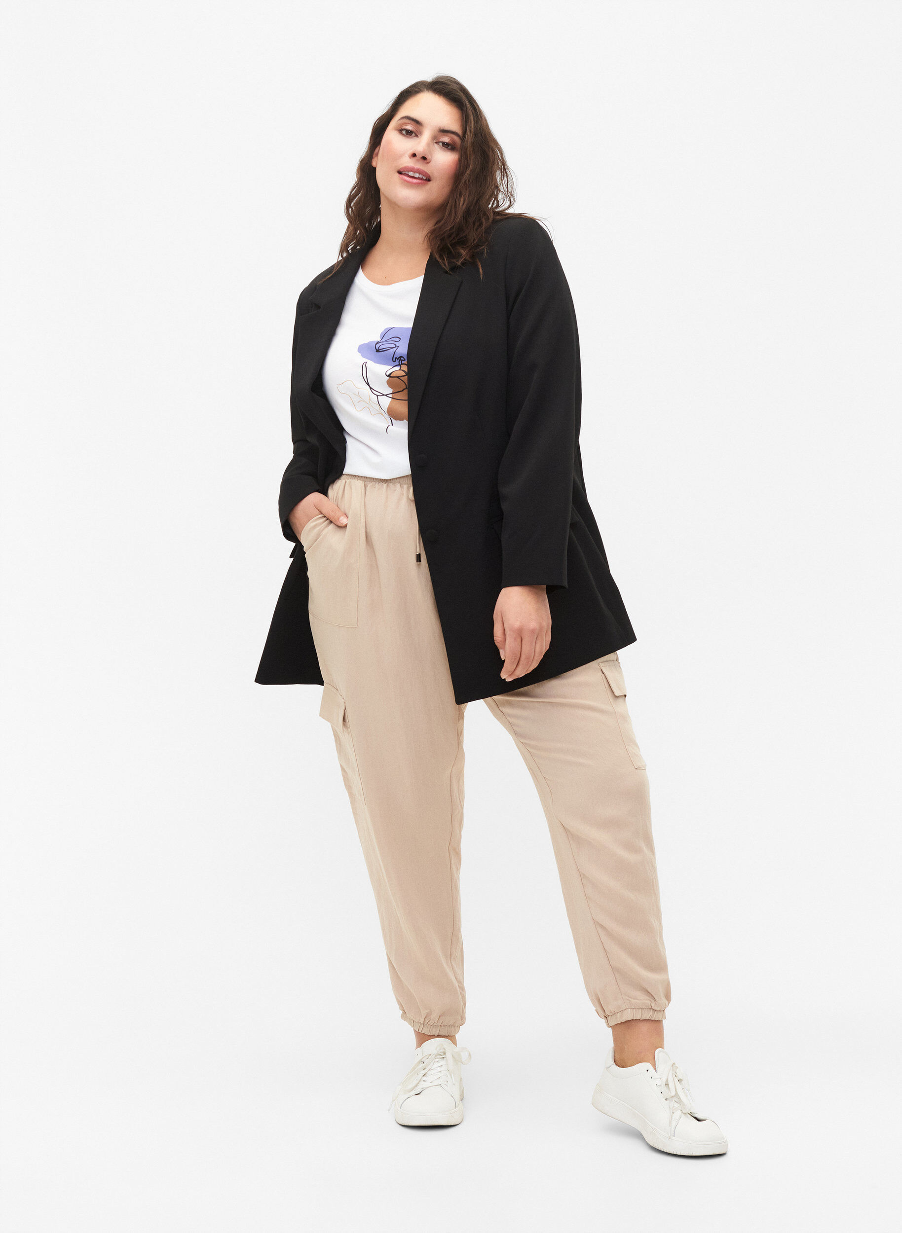 Zizzi Klassieke blazer met knoopsluiting, Black, Model image number 2