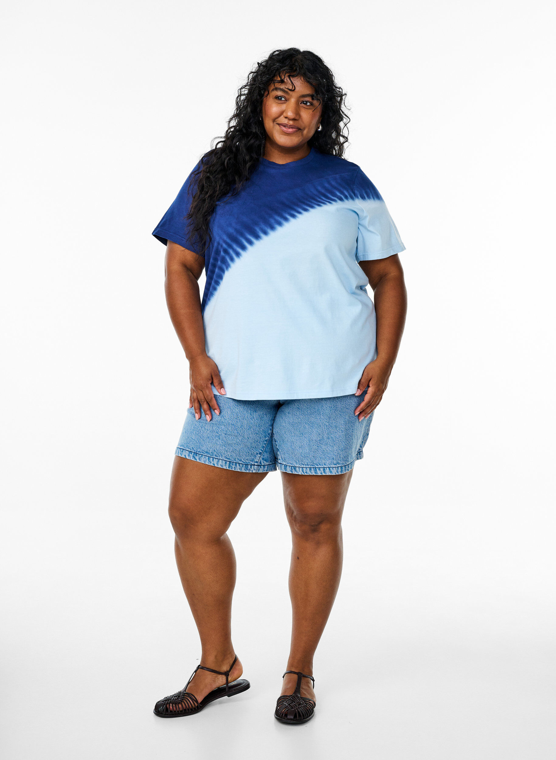 Zizzi Dip-dye T-shirt van biologisch katoen, Blauw, Model image number 1