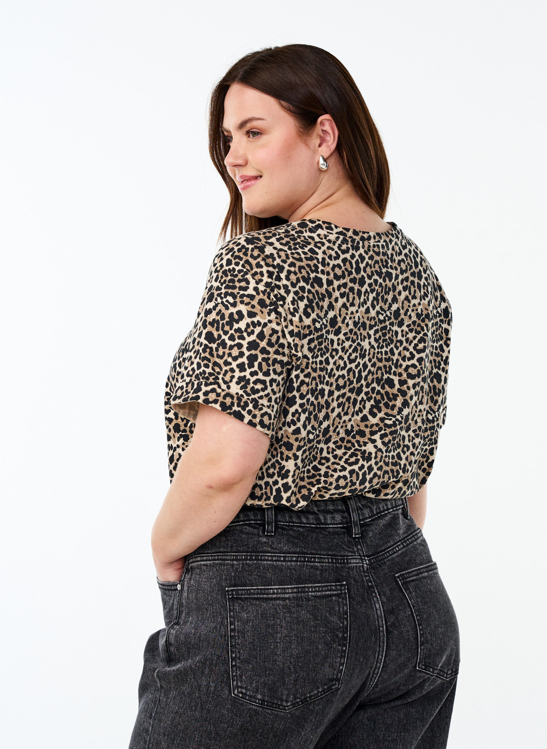 Zizzi T-shirt met ronde hals en all-overprint, Bruin, Model image number 2