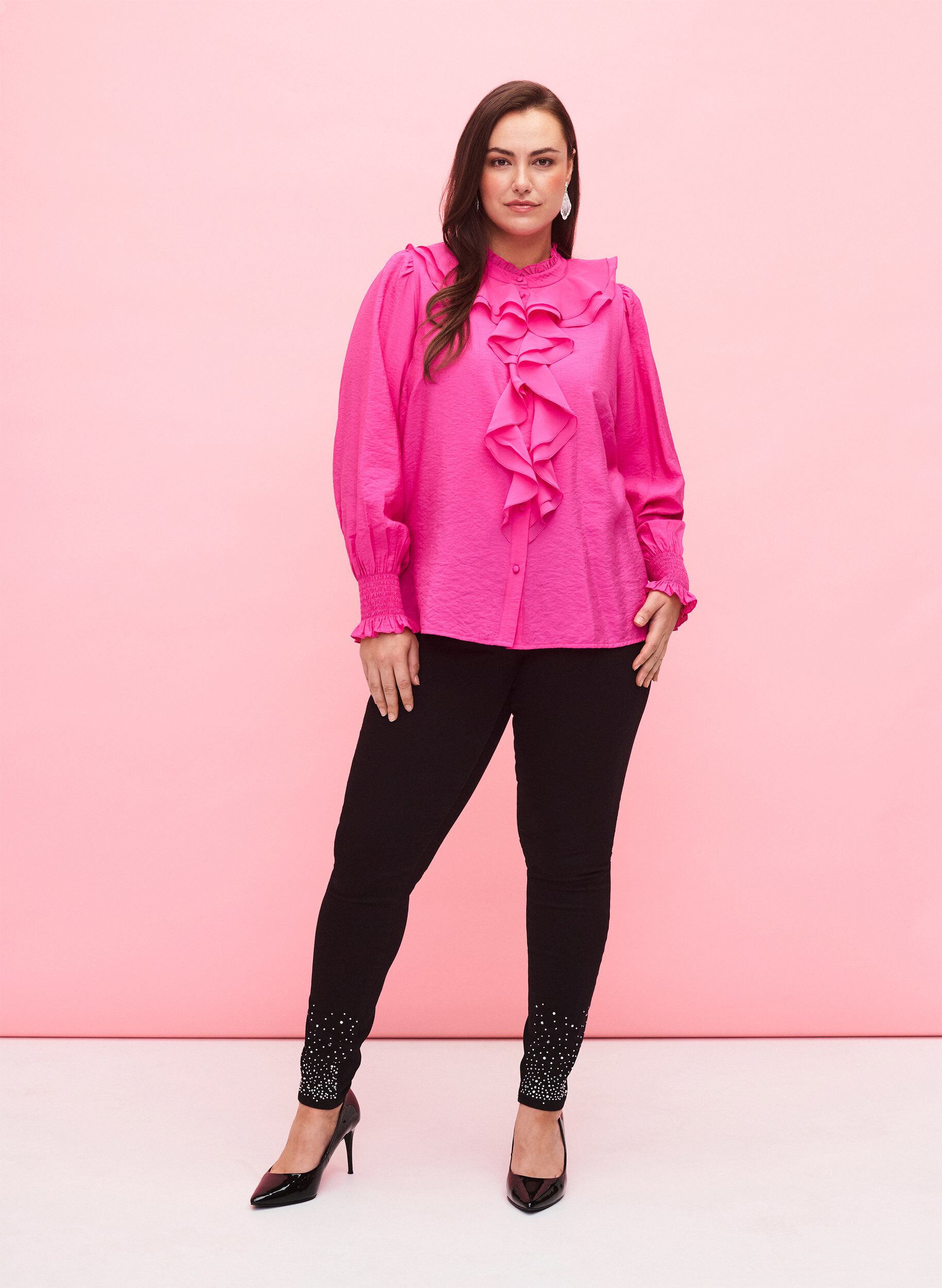 Zizzi Hoge taille Amy jeans met strass steentjes, Black, Model image number 0