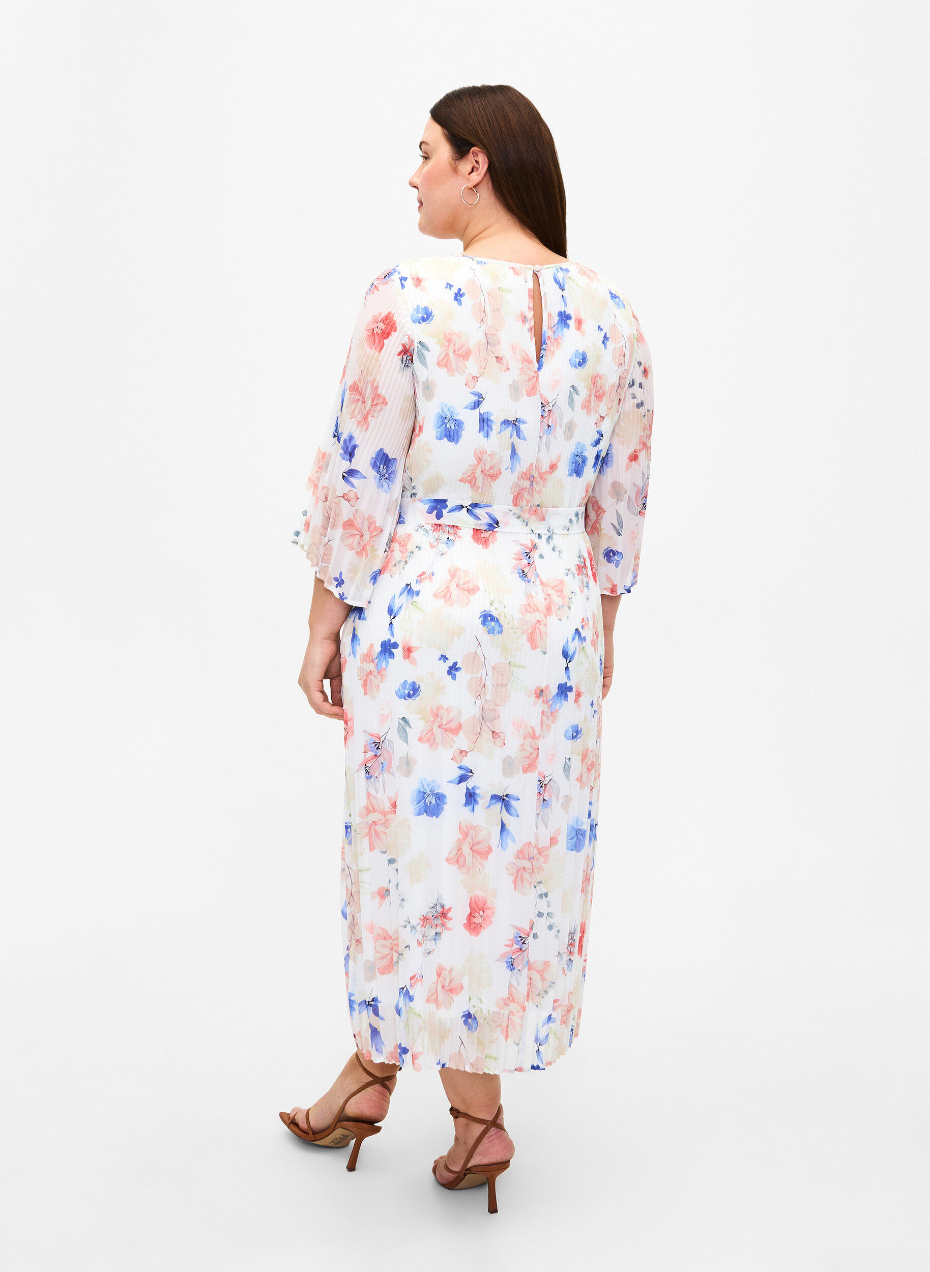 Zizzi Gebloemde plooijurk met trekkoord, White/Blue Floral, Model image number 1