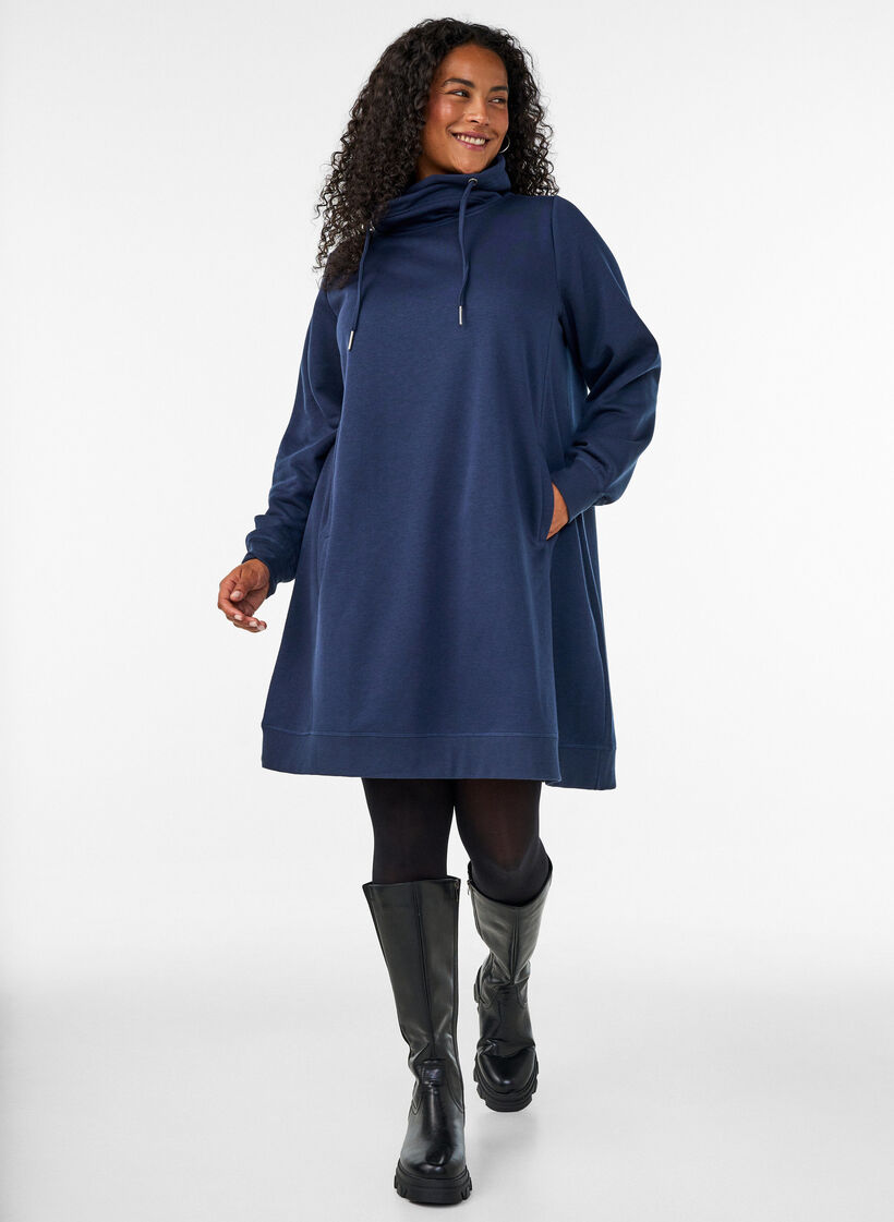 Kort sweatshirt jurk met hoge kraag en zakken, Blauw, Model image number 1