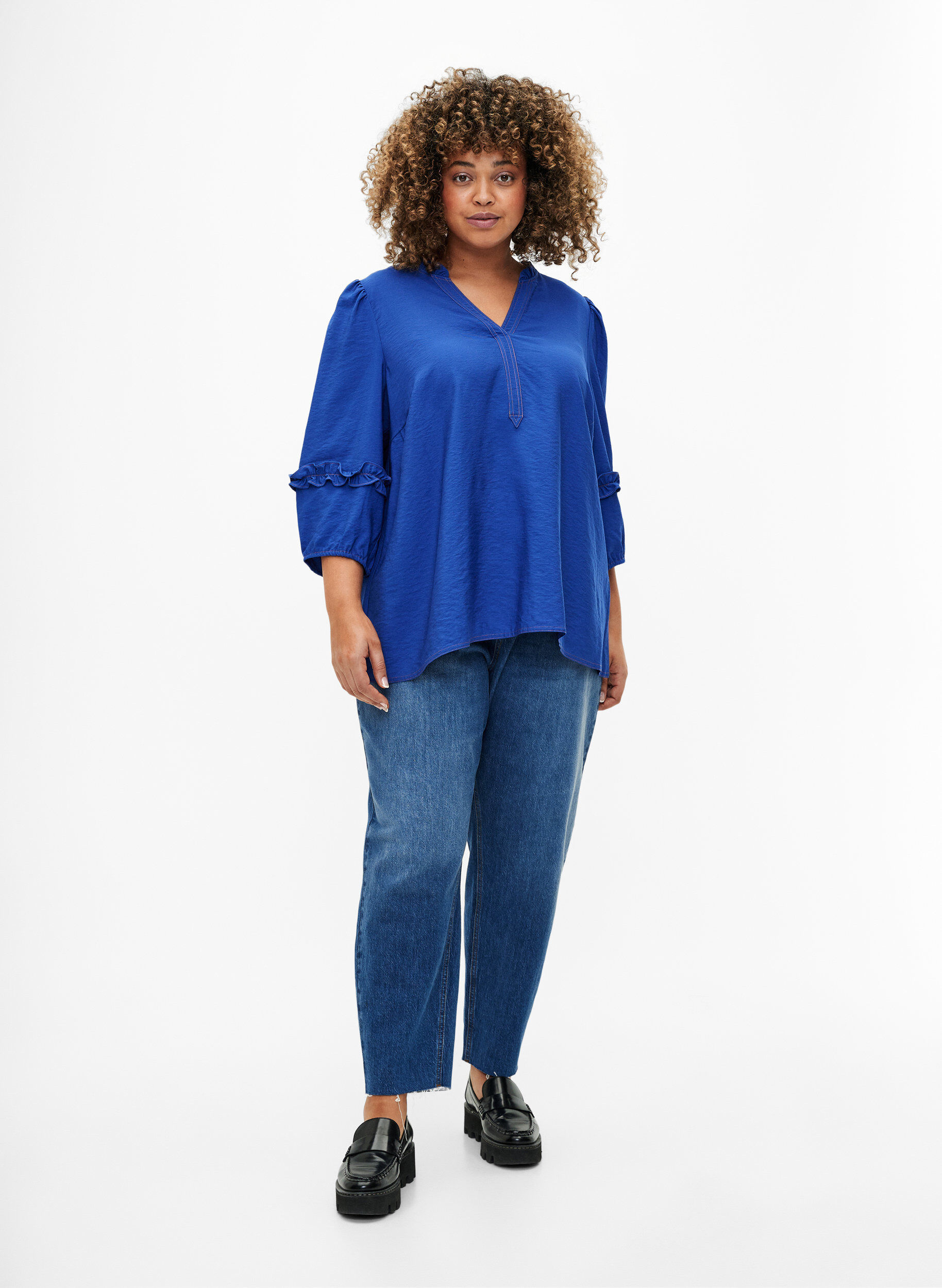 Zizzi Blouse met ruffles, Surf the web, Model image number 2