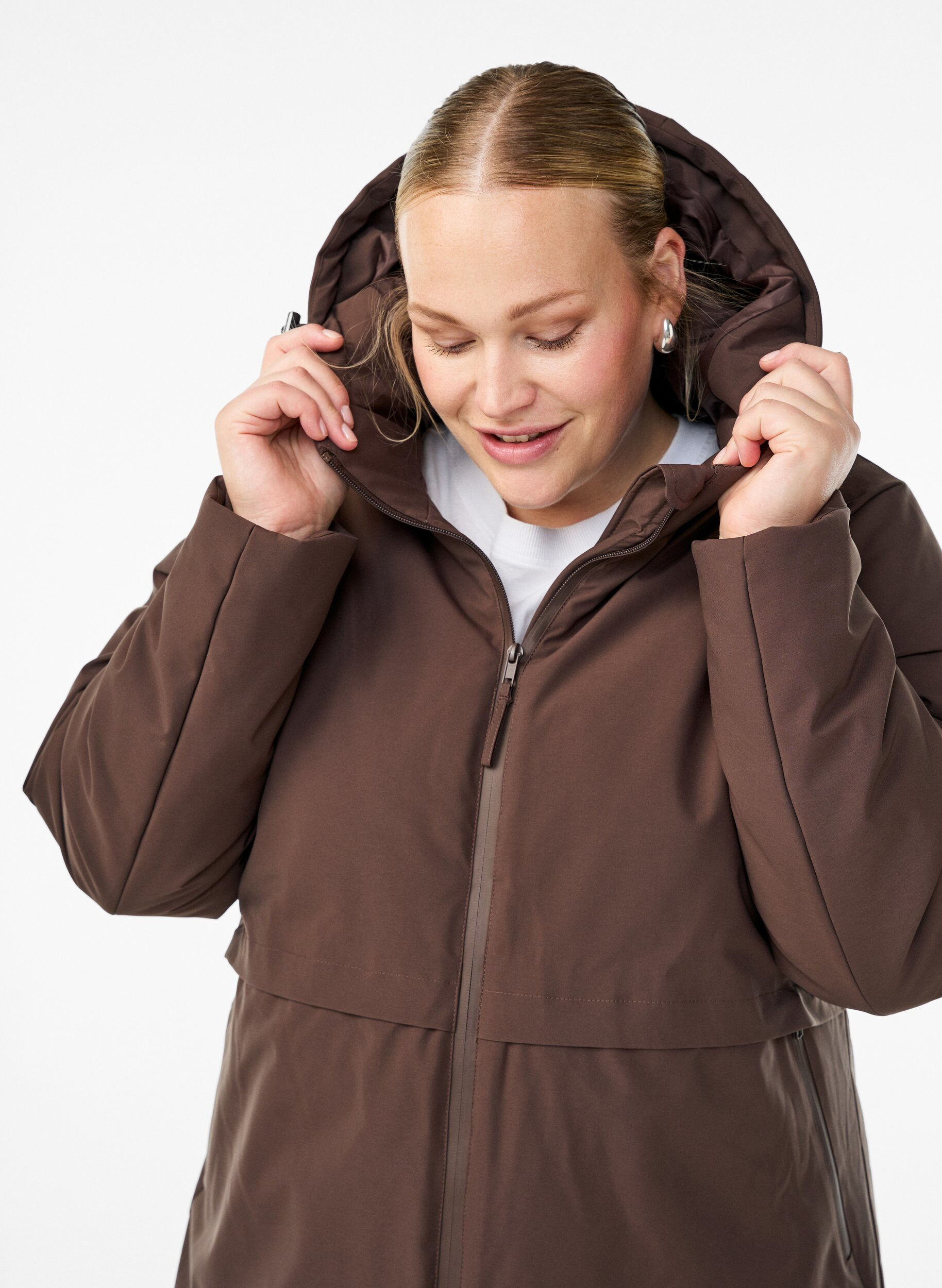 Zizzi Winterjas met verstelbare taille, Bruin, Model image number 2