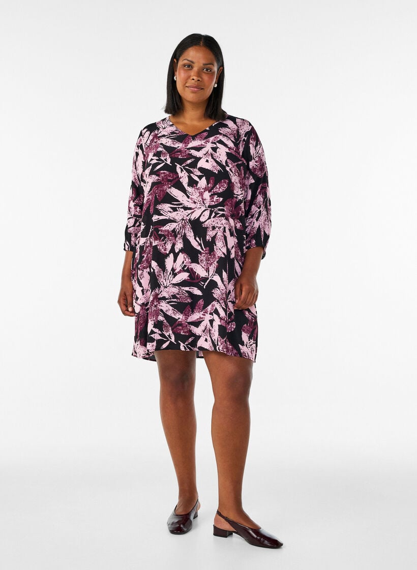 Korte viscose jurk met bloemenprint en 3/4 mouwen, Zwart, Model image number 1