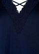 Top met kant en gekruist accent, Navy, Packshot image number 2