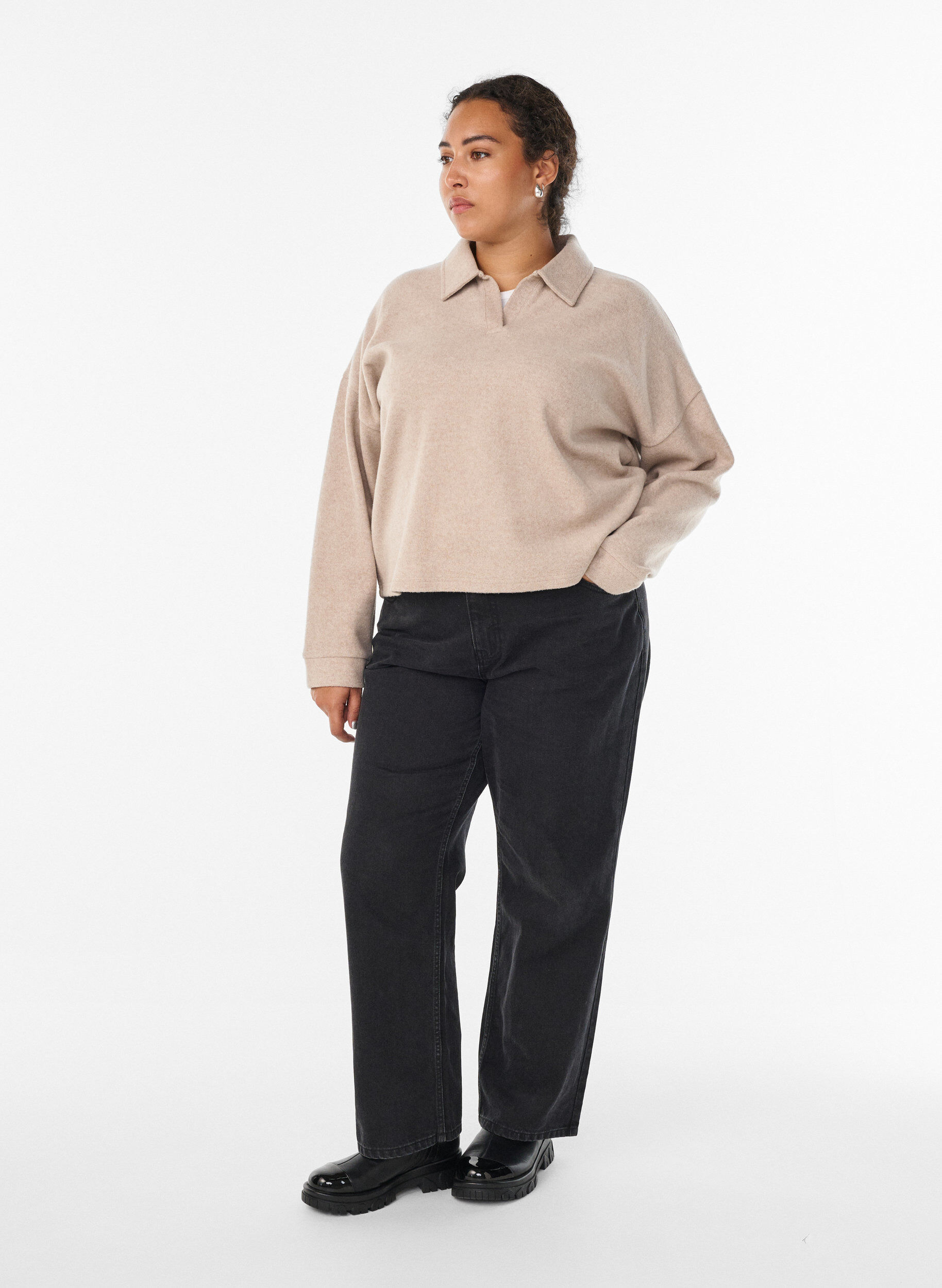 Zizzi Jersey blouse met kraag en V-hals, Beige, Model image number 1