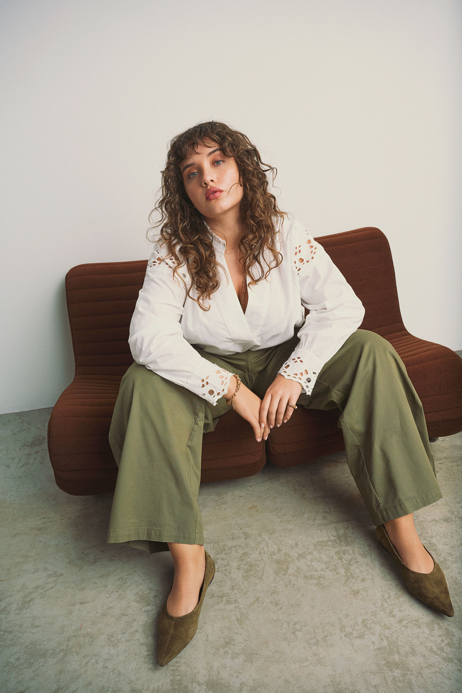 Zizzi Look met broderie anglaise-details, , Model