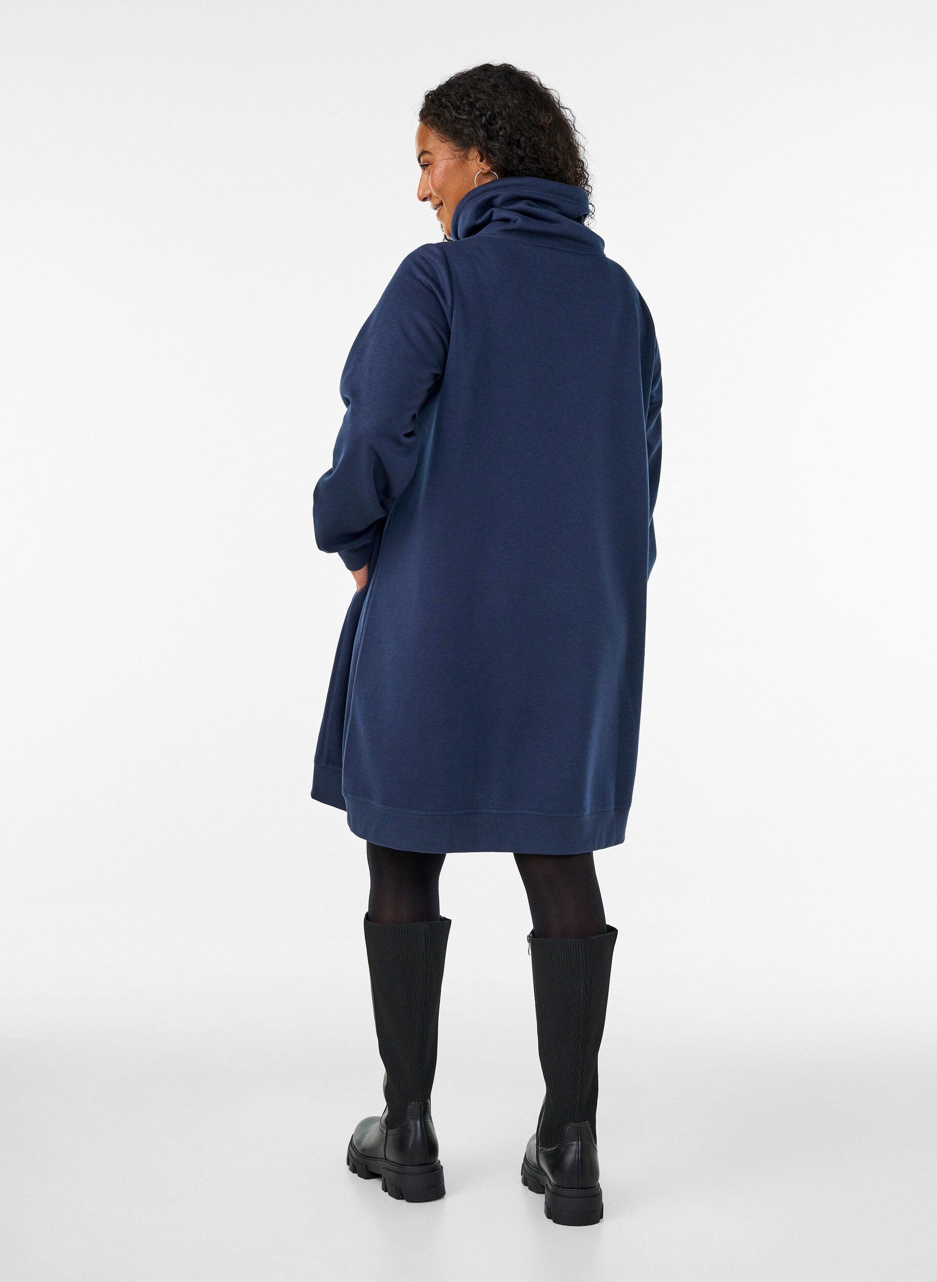 ZizziKort sweatshirt jurk met hoge kraag en zakken, Blauw, Model image number 2