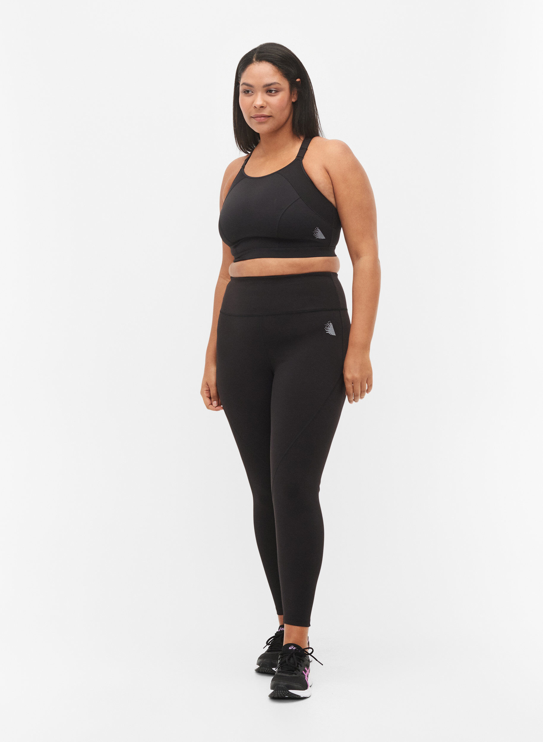 Zizzi CORE, SUPER HIGH, SPORTS BRA - Sportbeha met verstelbare schouderbandjes, Black, Model image number 4