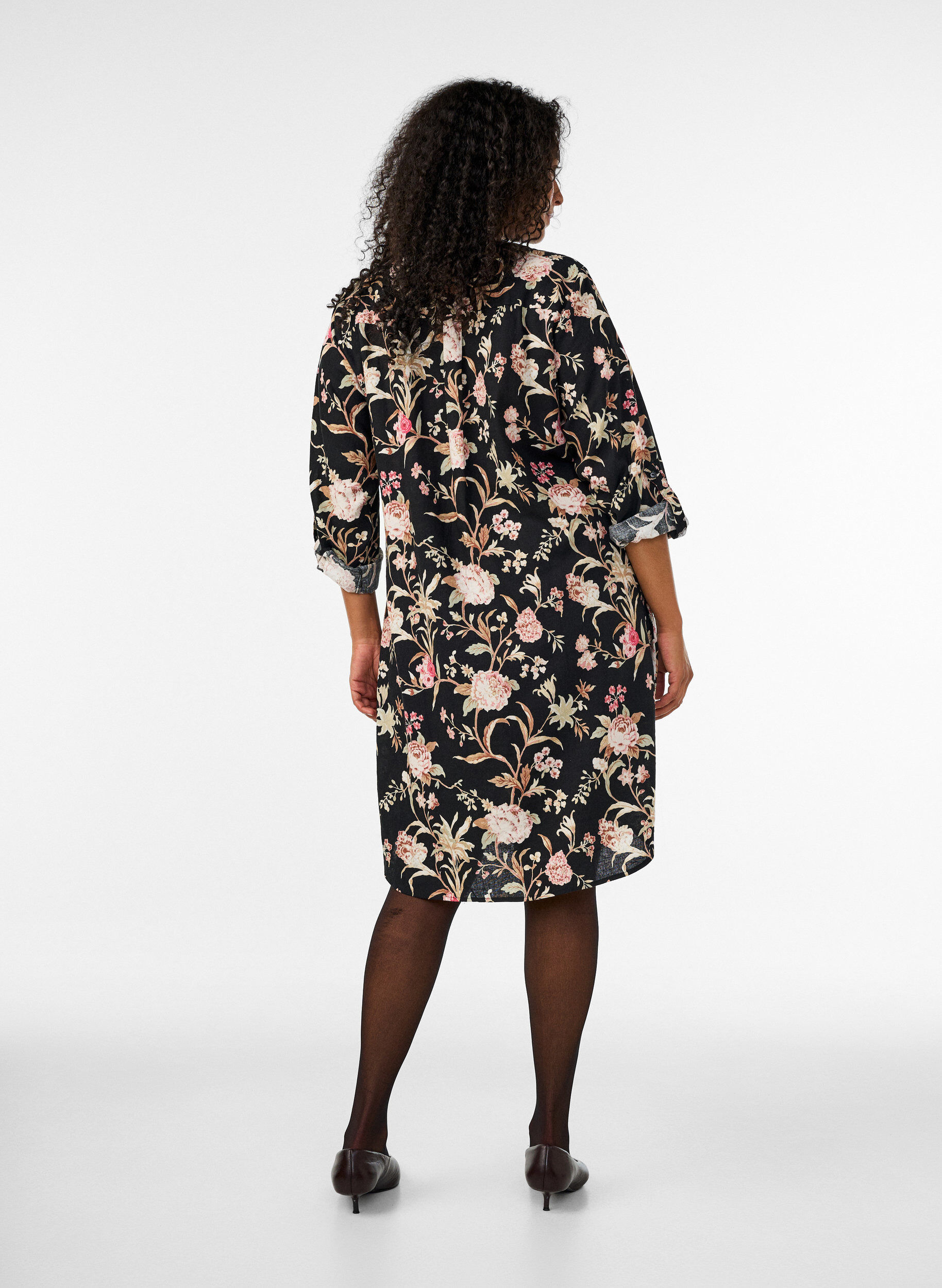 ZizziLang shirt in linnen en viscose, Zwart, Model image number 2
