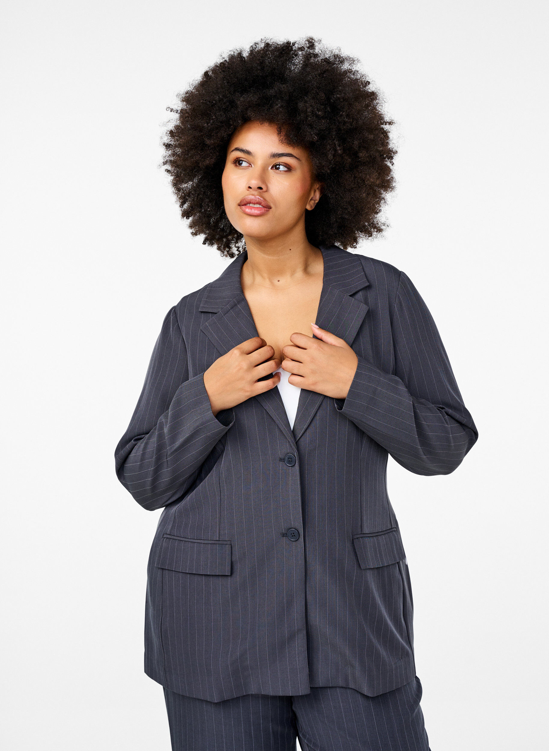 Zizzi FLASH - Blazer met zakken en een split, Grijs, Model image number 0
