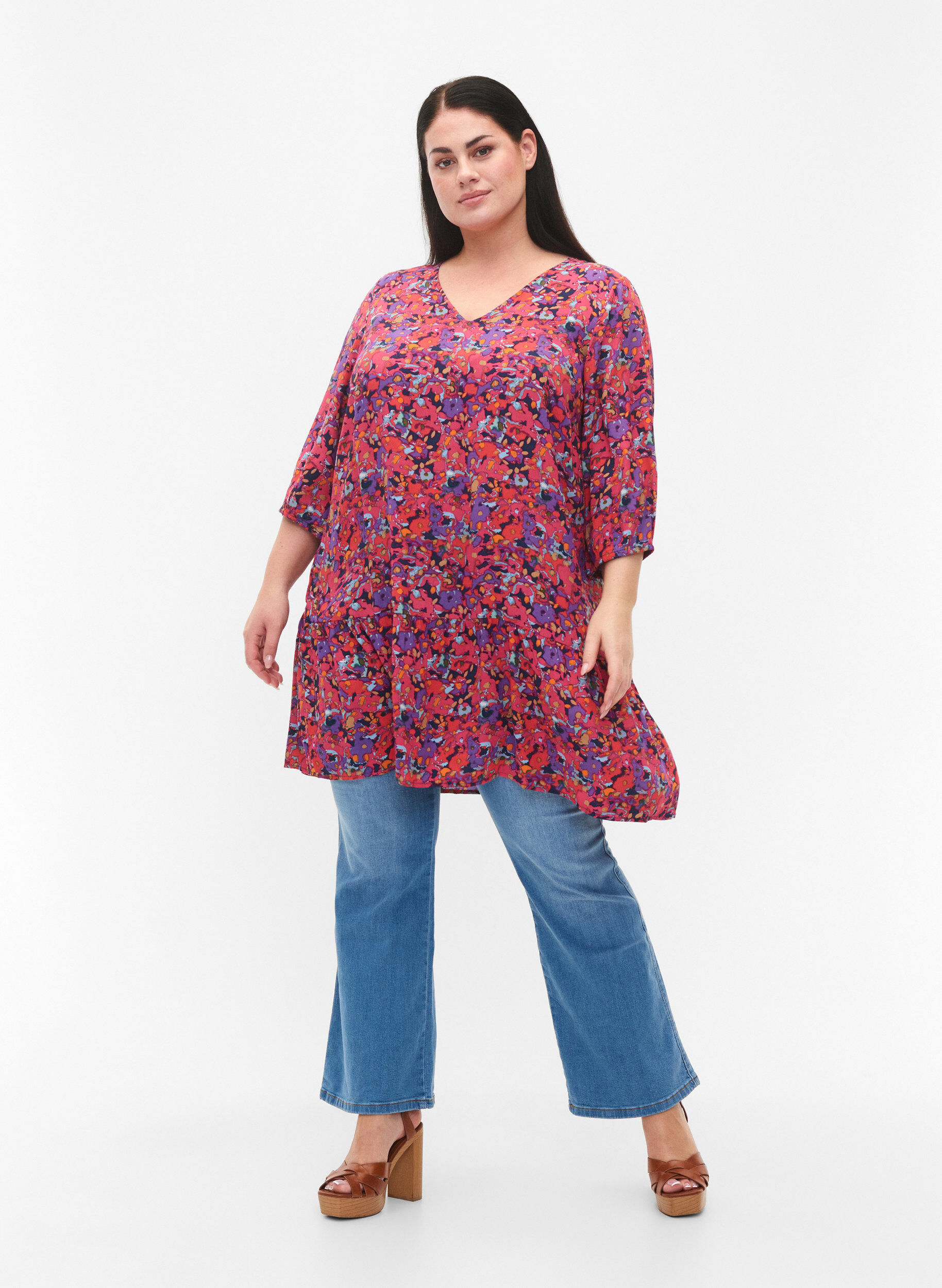 Zizzi Viscose tuniek met A-lijn snit, Pink Small FL. AOP, Model image number 2
