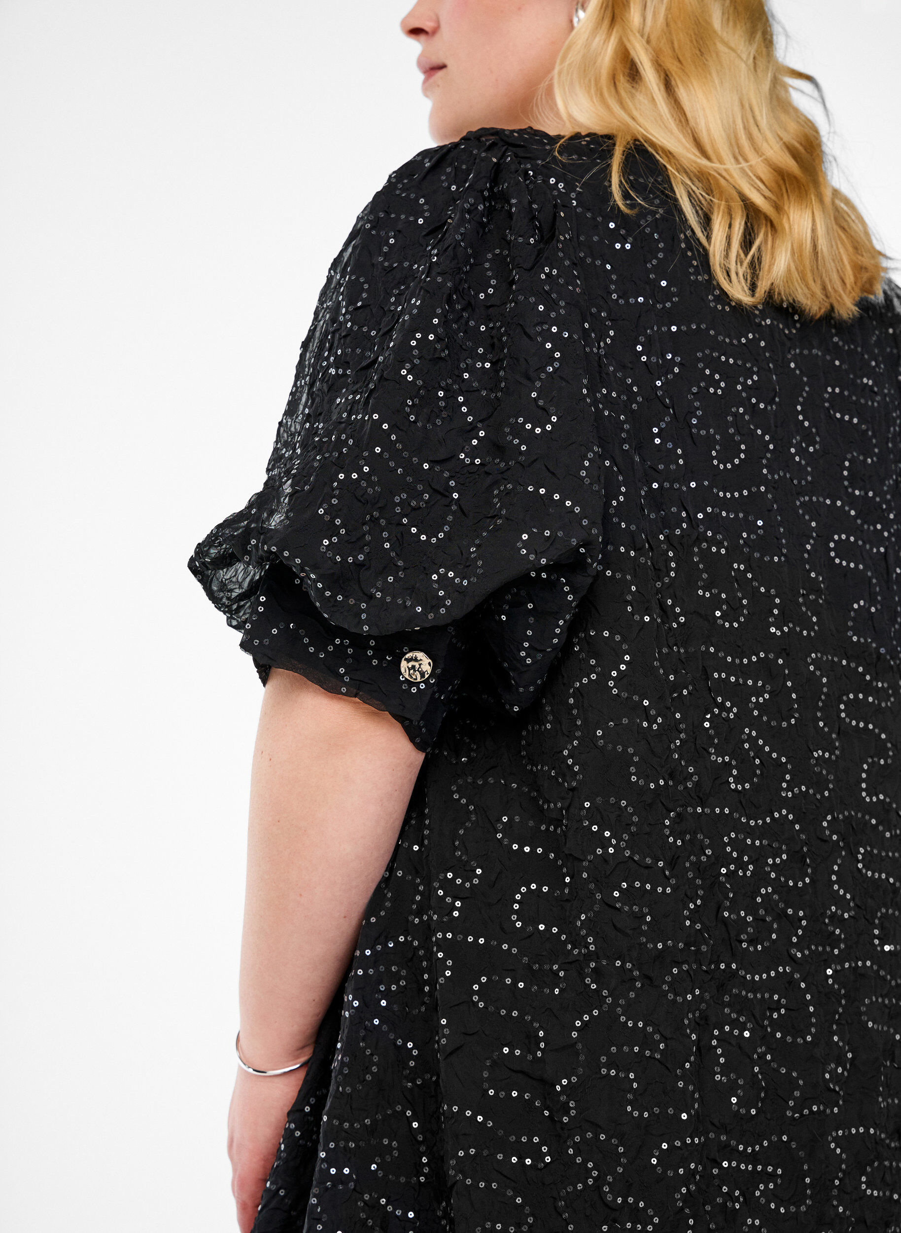 Zizzi Korte feestjurk met pailletten, Zwart, Model image number 3