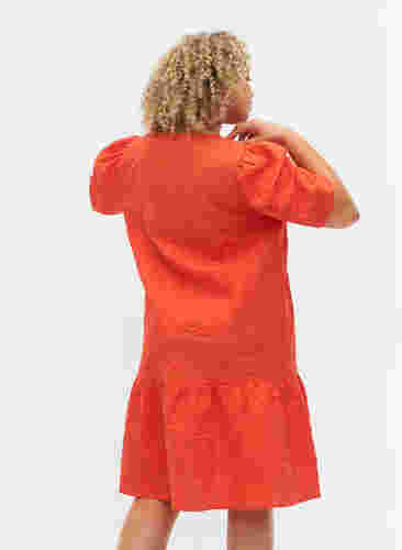 Gestructureerde jurk met korte pofmouwen, Mandarin Red, Model image number 1