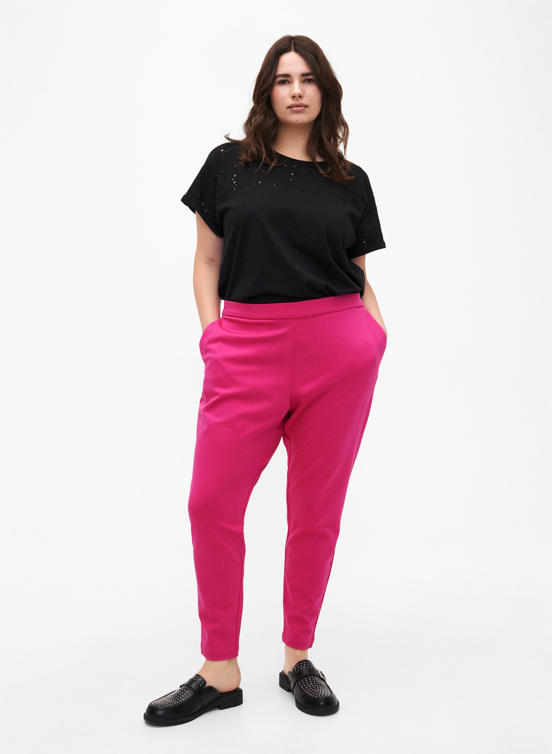 Zizzi Korte broek met zakken, Roze, Model image number 0