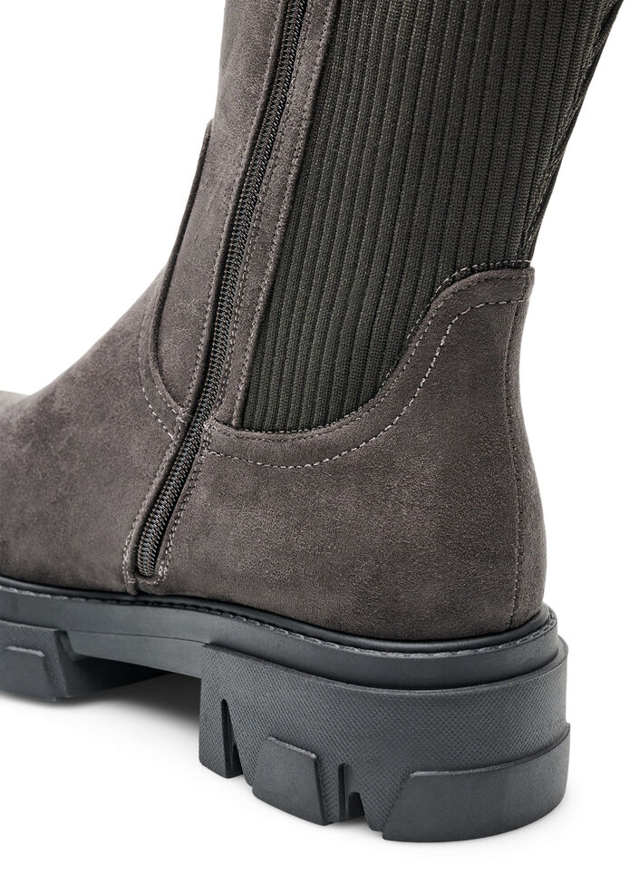 Lange laars met een geribde elastische schacht en grove zool, Bruin, Packshot image number 4