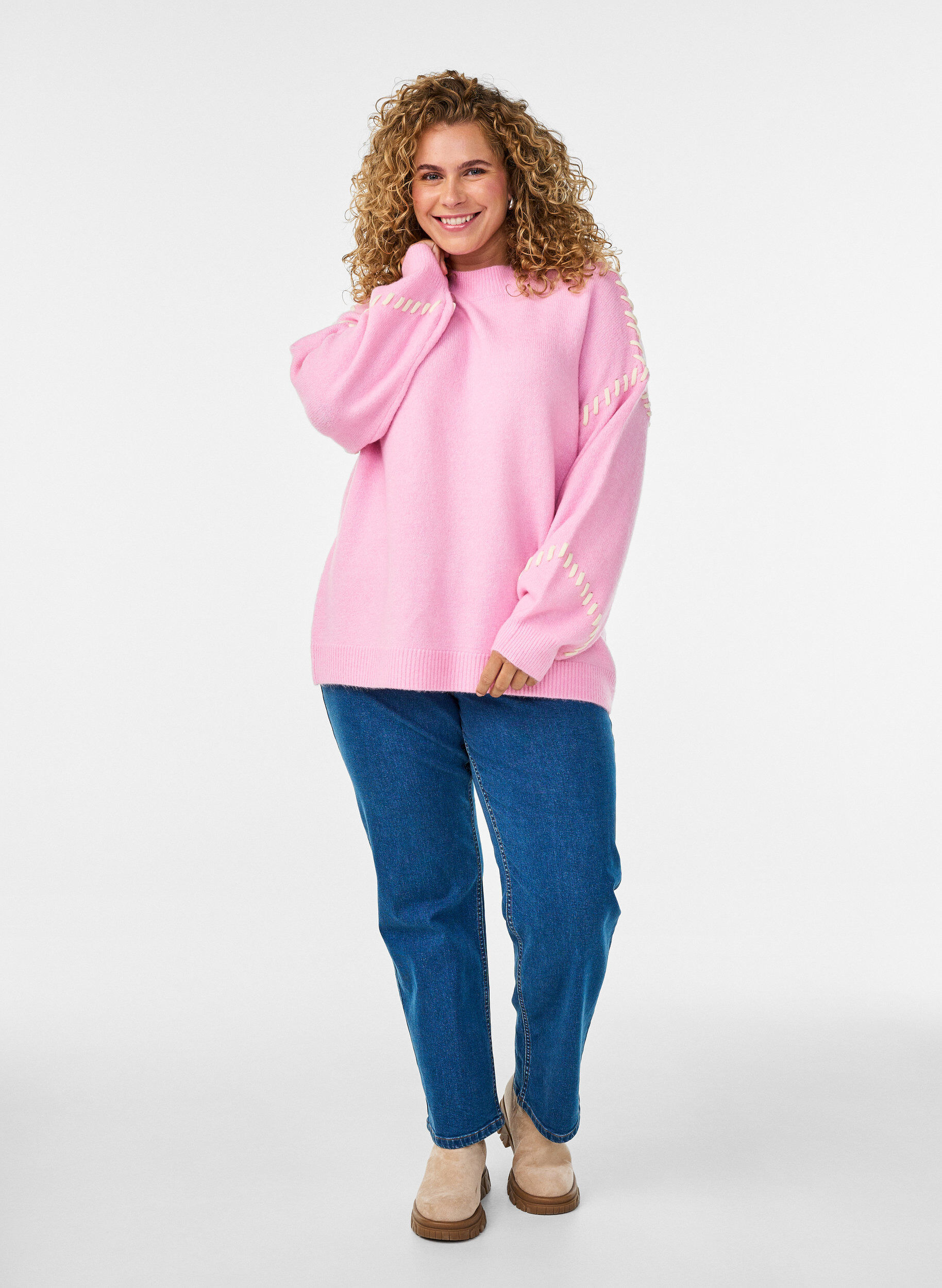 Zizzi Jumper met decoratieve stiksels, Roze, Model image number 1