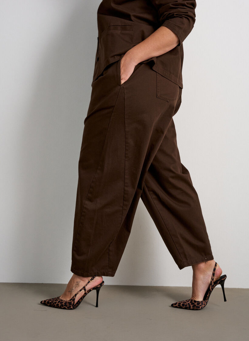Barrel jeans met hoge taille en elastische tailleband, Bruin, Model image number 2