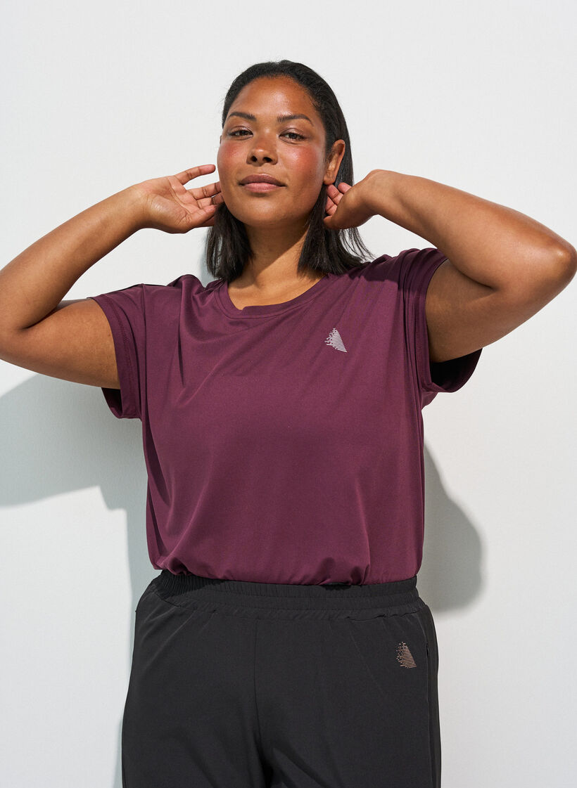 Effen gekleurd trainingsshirt, Rood, Model image number 3