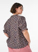 Blouse van viscose met bloemenprint, korte mouwen en smockdetails, Blauw, Model image number 2