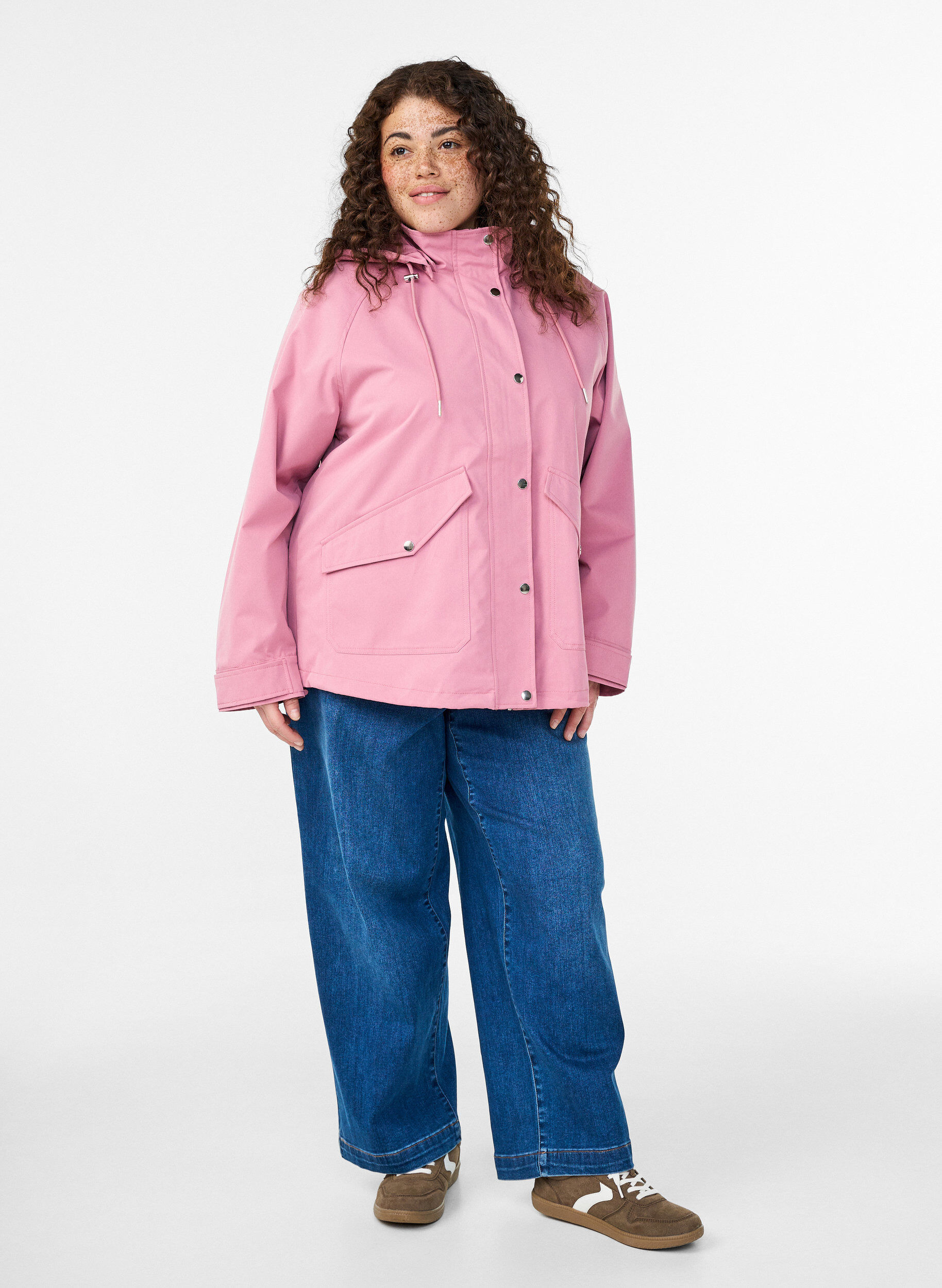 Zizzi Korte lentejas met afneembare capuchon, Roze, Model image number 1