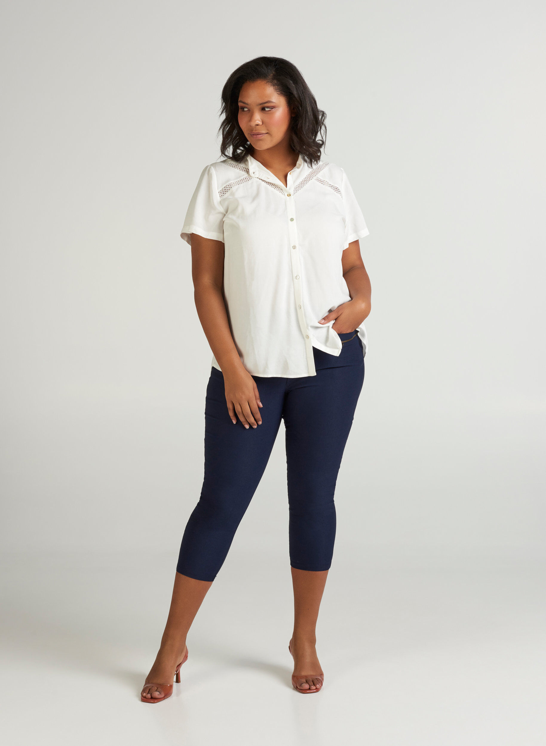 Zizzi Nauwsluitende driekwart broek met rits, Night Sky, Model image number 2