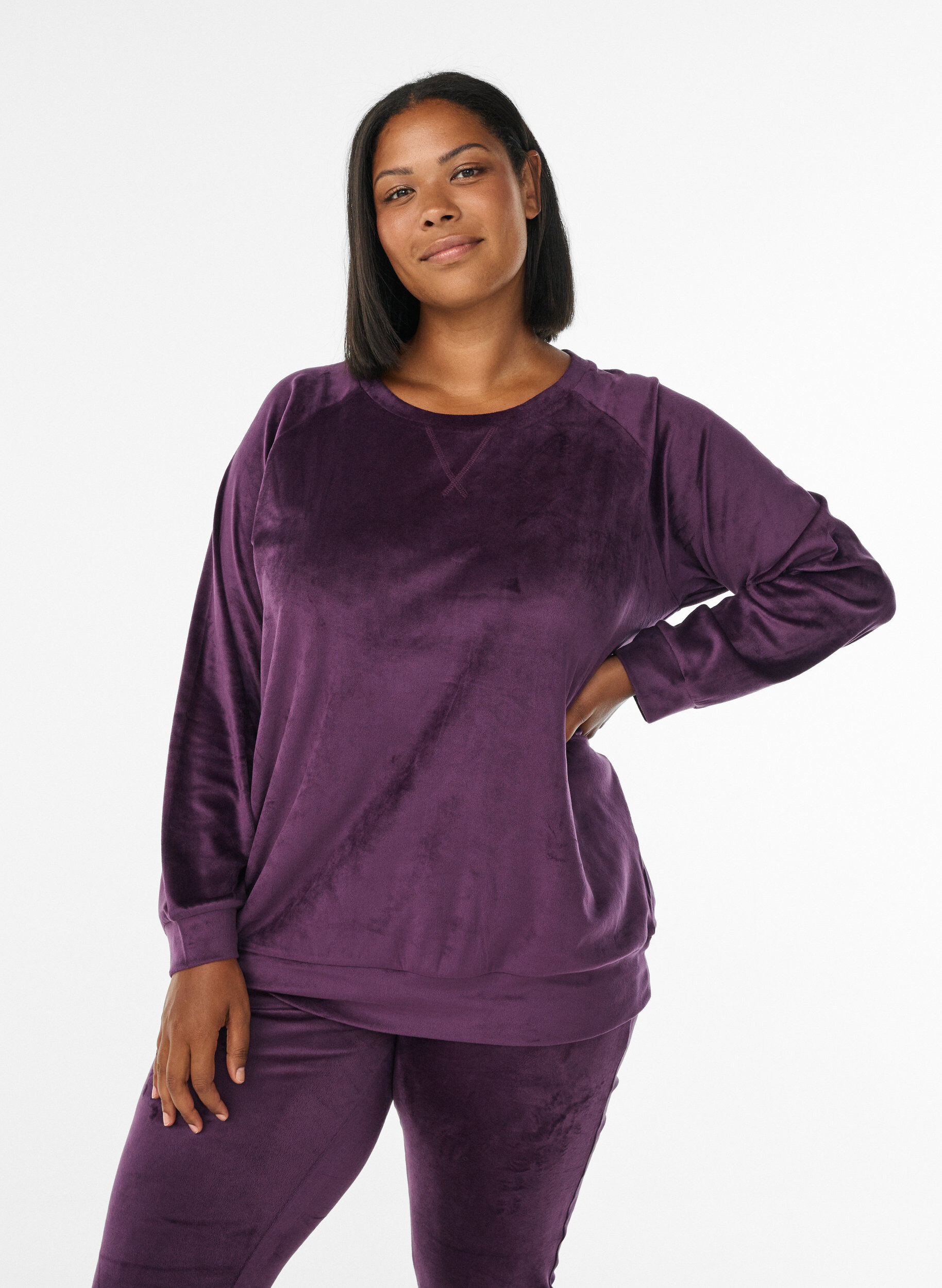 Zizzi Velour blouse met raglanmouwen, Paars, Model image number 0