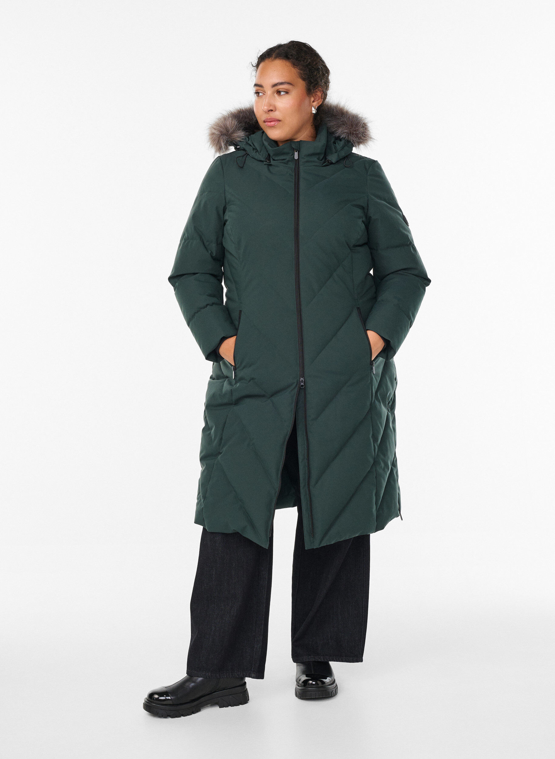 ZizziLange winterjas met haaksluitingen en een nep bontkraag, Groen, Model image number 1