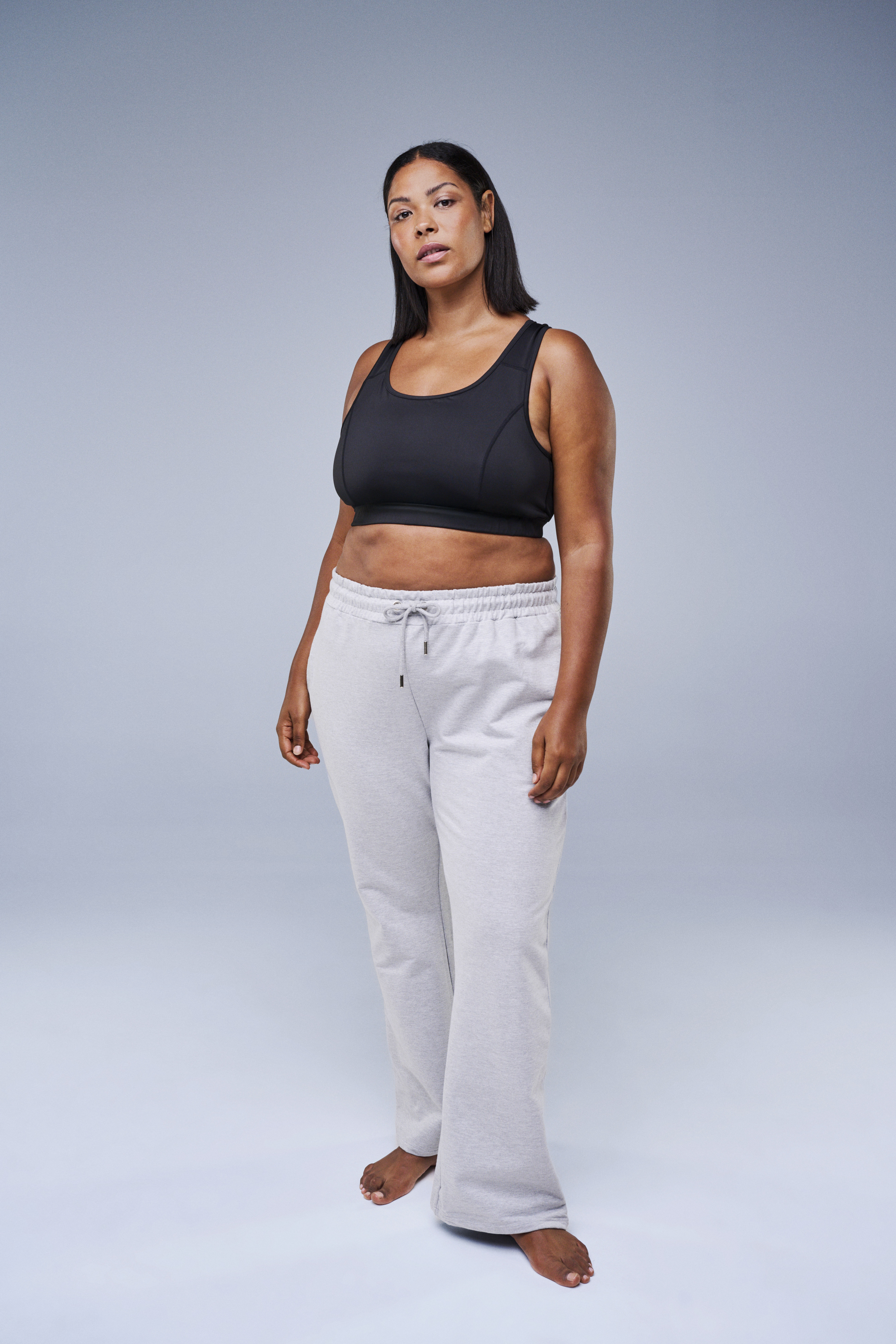 Grijze flare sweatpants, , Model