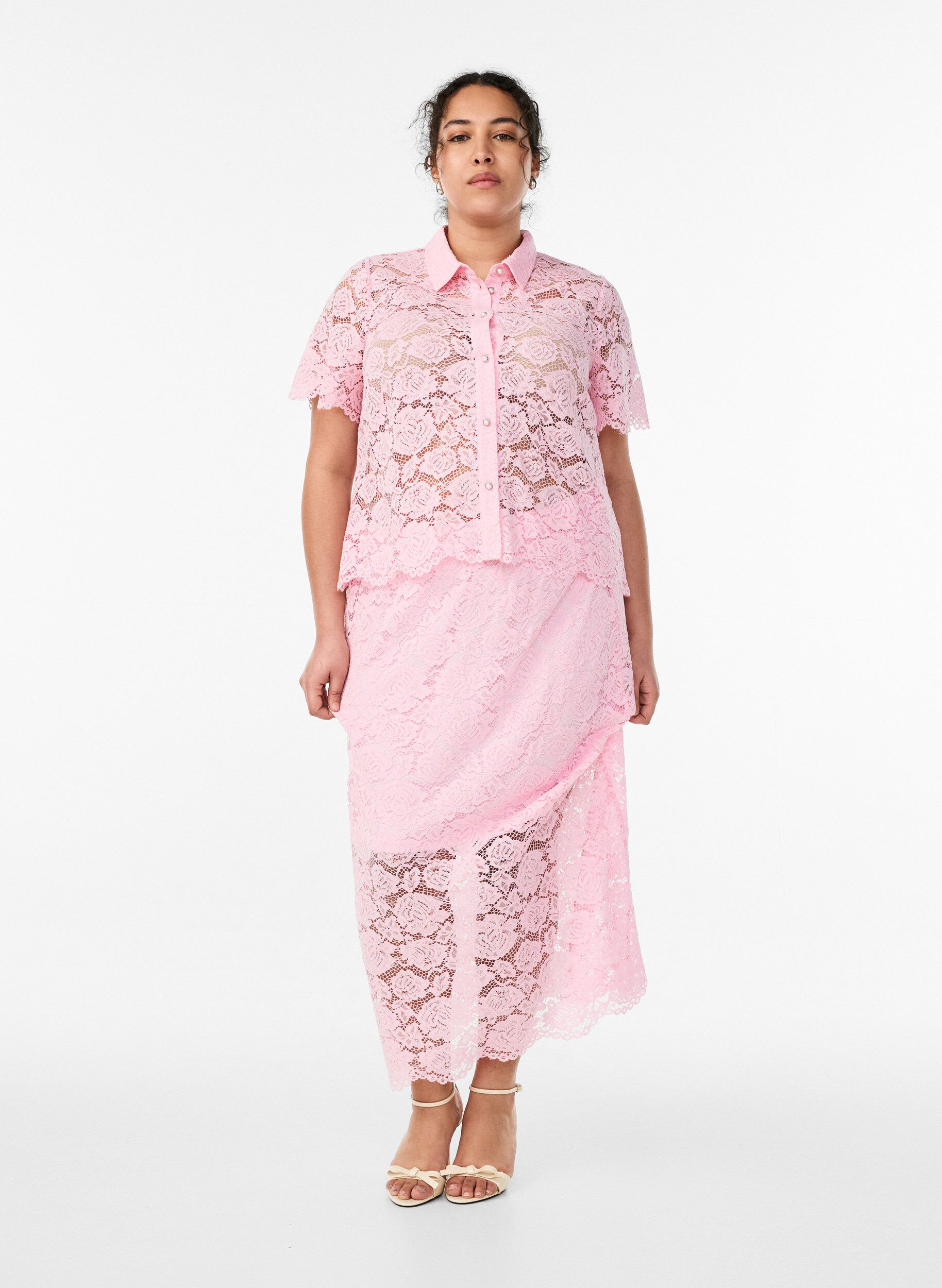 Zizzi Kanten shirt blouse met parelknopen, Roze, Model image number 1