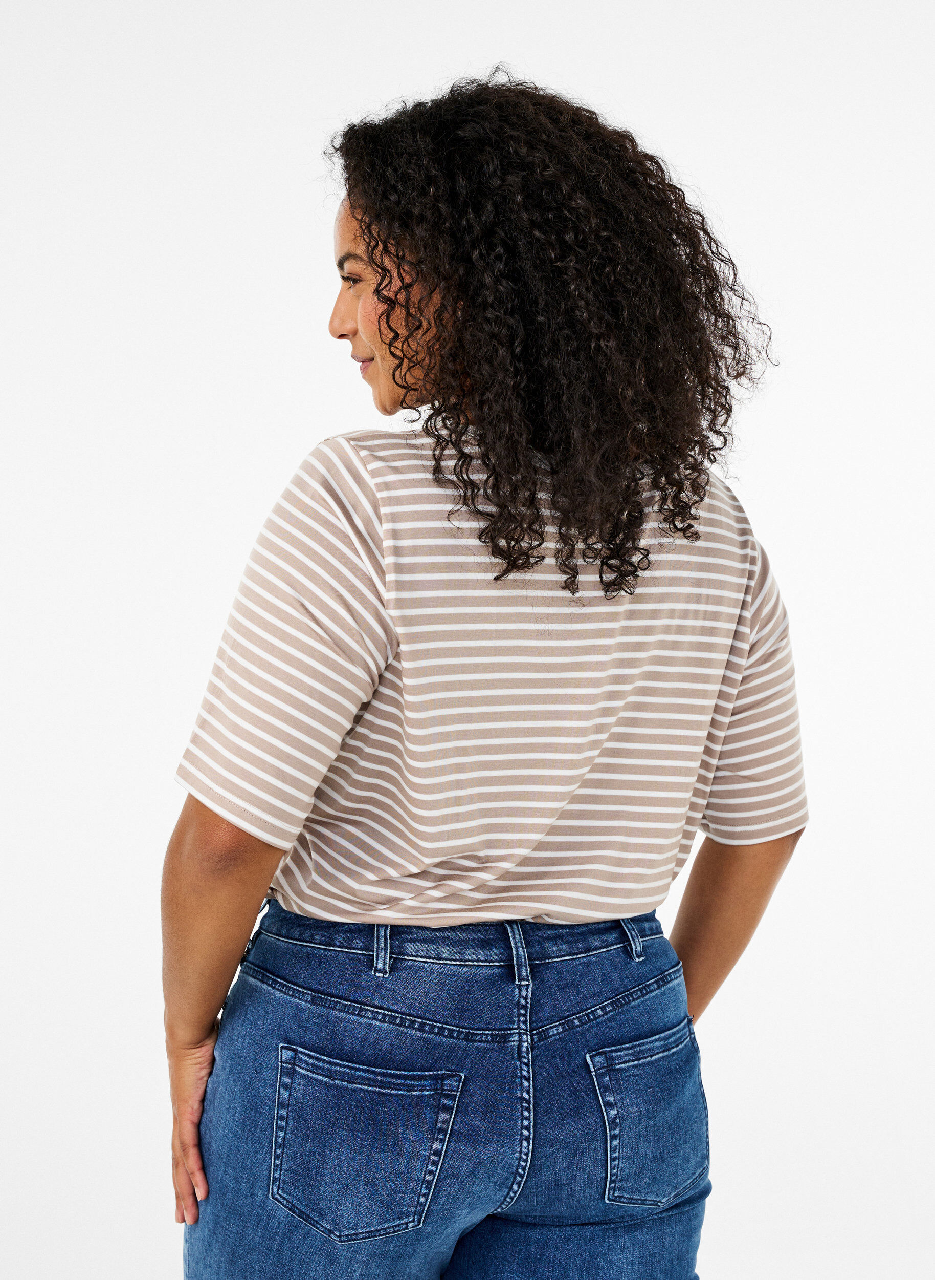 Zizzi T-shirt met TENCEL&trade; Lyocell en strepen, Beige, Model image number 1