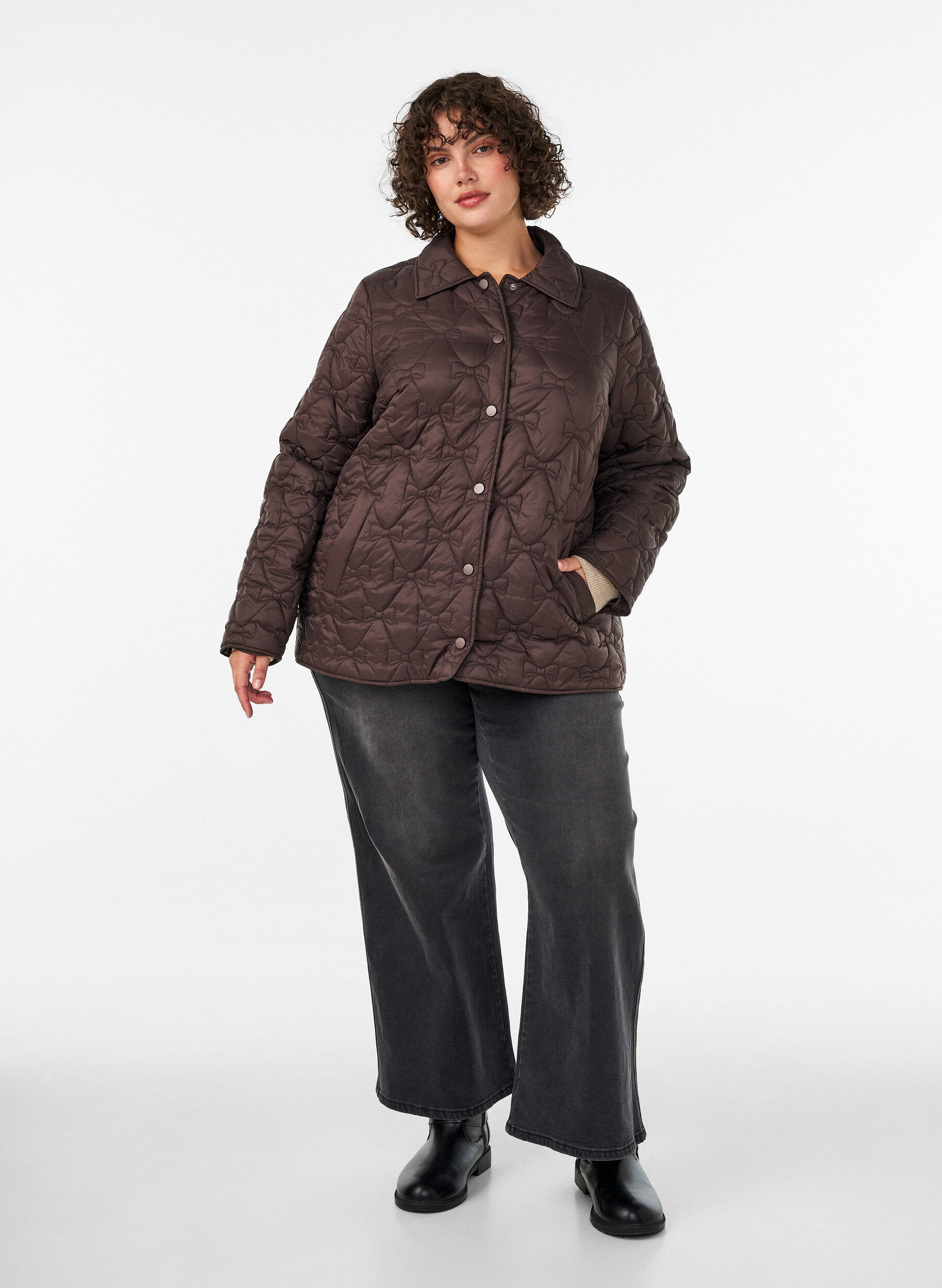 ZizziLicht gewatteerde jas met decoratieve stiksels, Bruin, Model image number 1